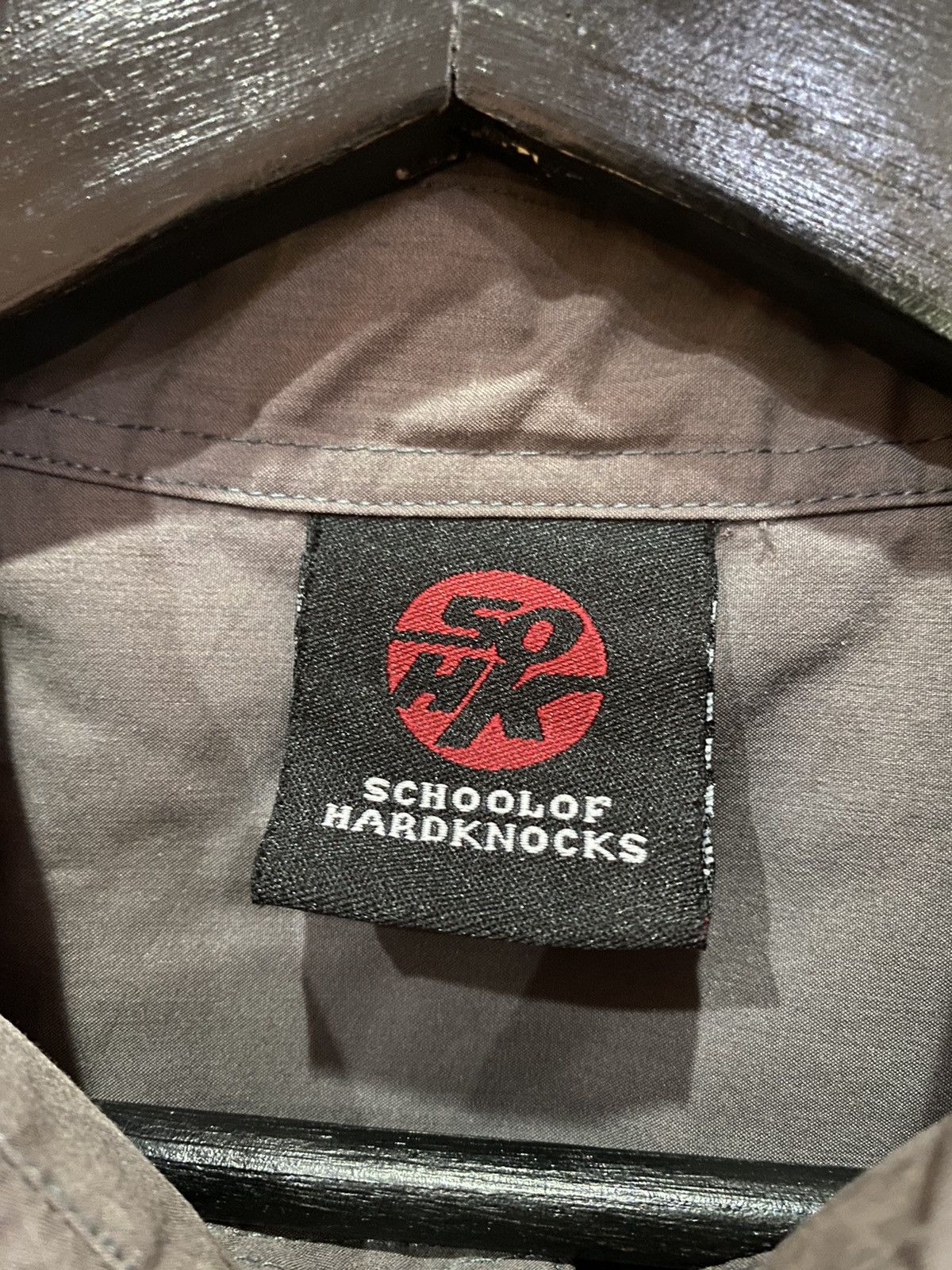 Other VINTAGE Y2K SCHOOL OF HARD KNOCK Size US XL / EU 56 / 4 - 10 Thumbnail