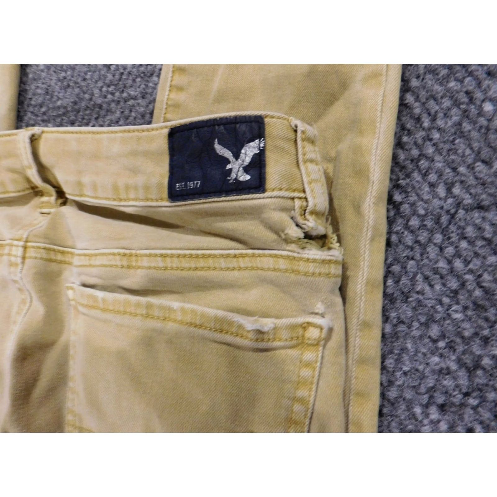 American Eagle Outfitters VINTAGE: No American Eagle Outfitters Jegging Jeans Cropped Distressed Yellow 6 Womens Regular Size 28" / US 6 / IT 42 - 6 Thumbnail