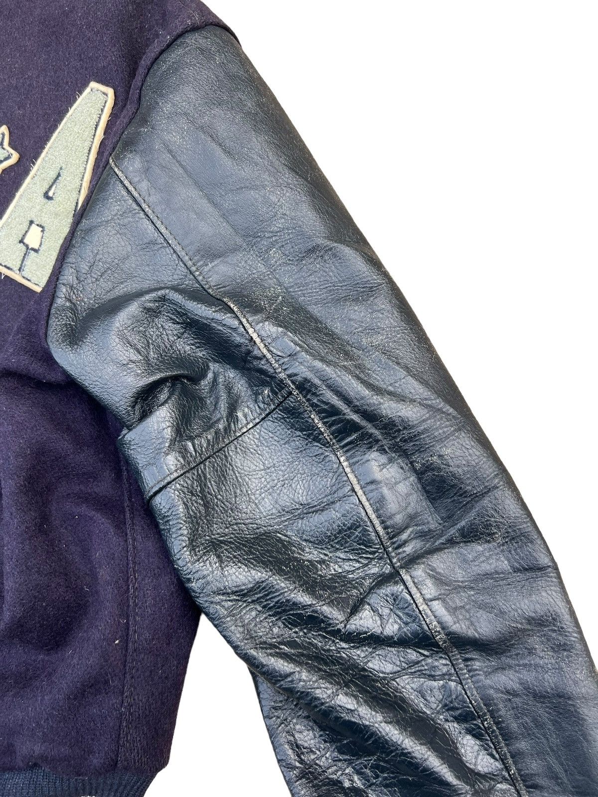 Golden Bear Vintage 70s Golden Bear Patina Leather Varsity Jacket Size US L / EU 52-54 / 3 - 24 Thumbnail