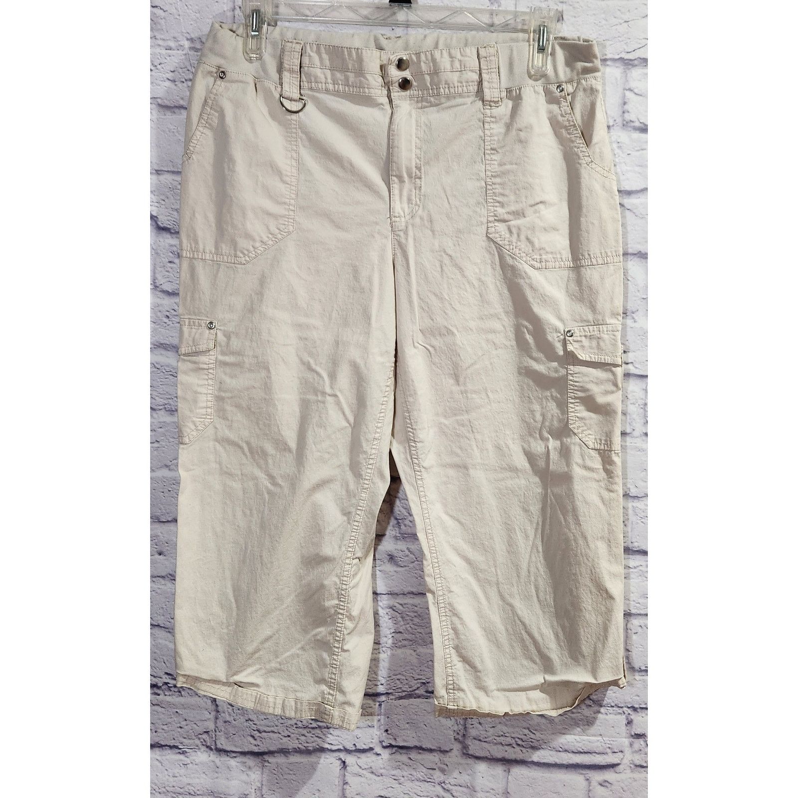 Other Cato Tan Beige Cropped Cargo Flat Front Pants 16 Lightweight Size 38" / US 16 / IT 52 - 1 Thumbnail