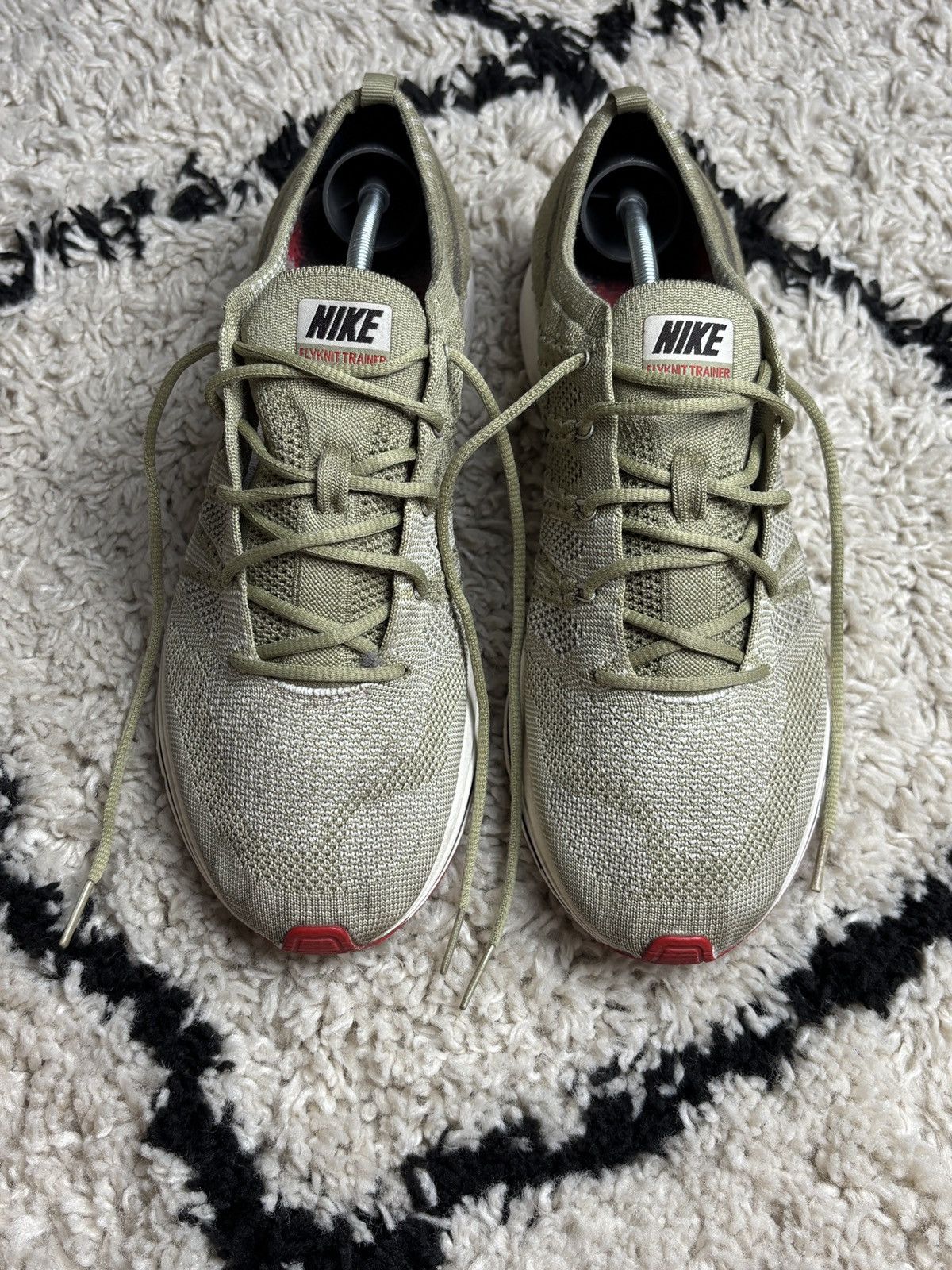 Nike Nike Flyknit Trainer Neutral Olive Low Sneakers Streetwear Size US 9.5 / EU 42-43 - 4 Thumbnail