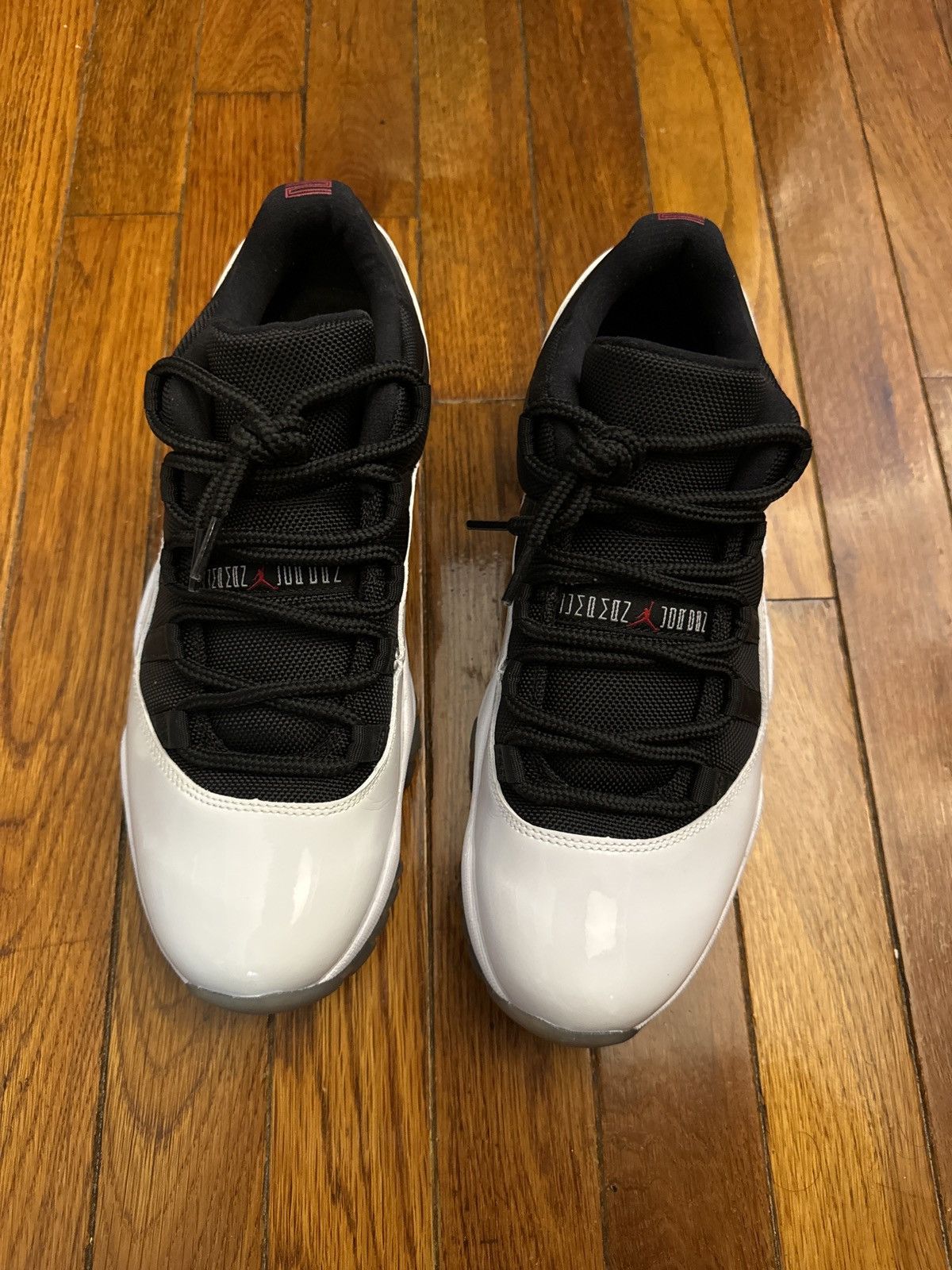 Jordan Brand Jordan 11 Retro Low Size US 9.5 / EU 42-43 - 3 Thumbnail