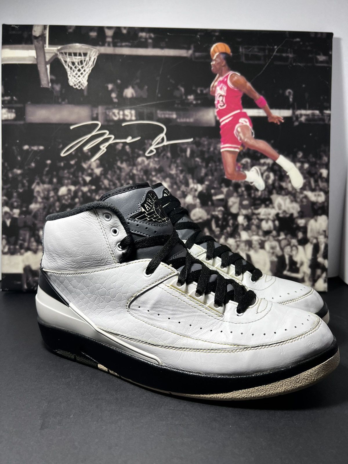 Jordan Brand Nike Air Jordan 2 Retro Wing It Men’s Size 10 Black White OG Size US 10 / EU 43 - 4 Thumbnail
