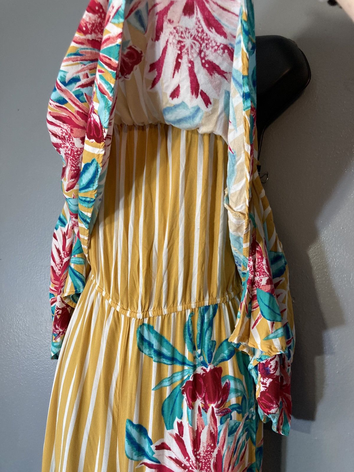 Other Flying tomato, yellow striped floral off shoulder jumpsuit Size 30" / US 8 / IT 44 - 6 Thumbnail