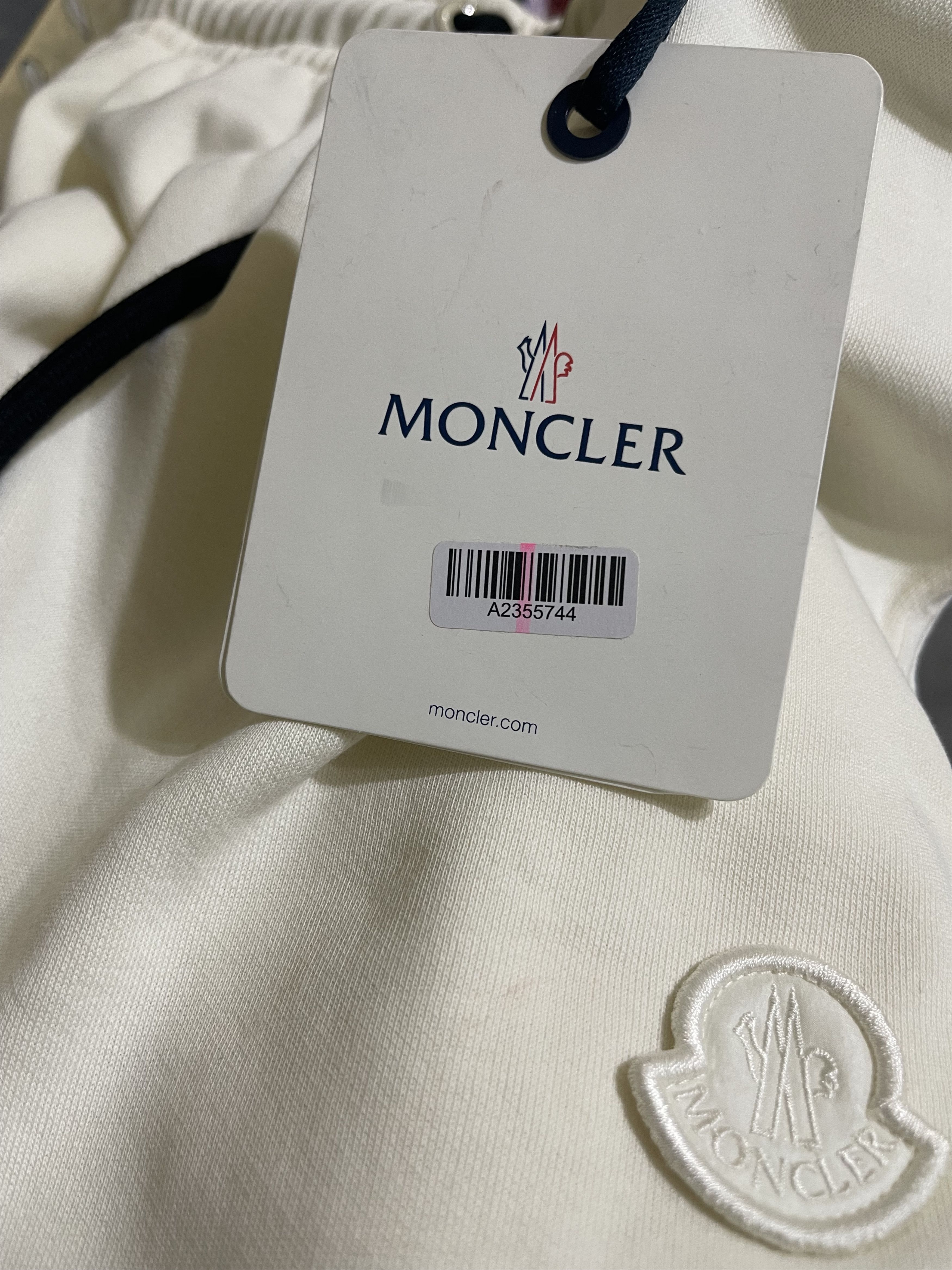 Moncler Moncler tracksuit jogger sweatpants Size US 28 / EU 44 - 12 Thumbnail
