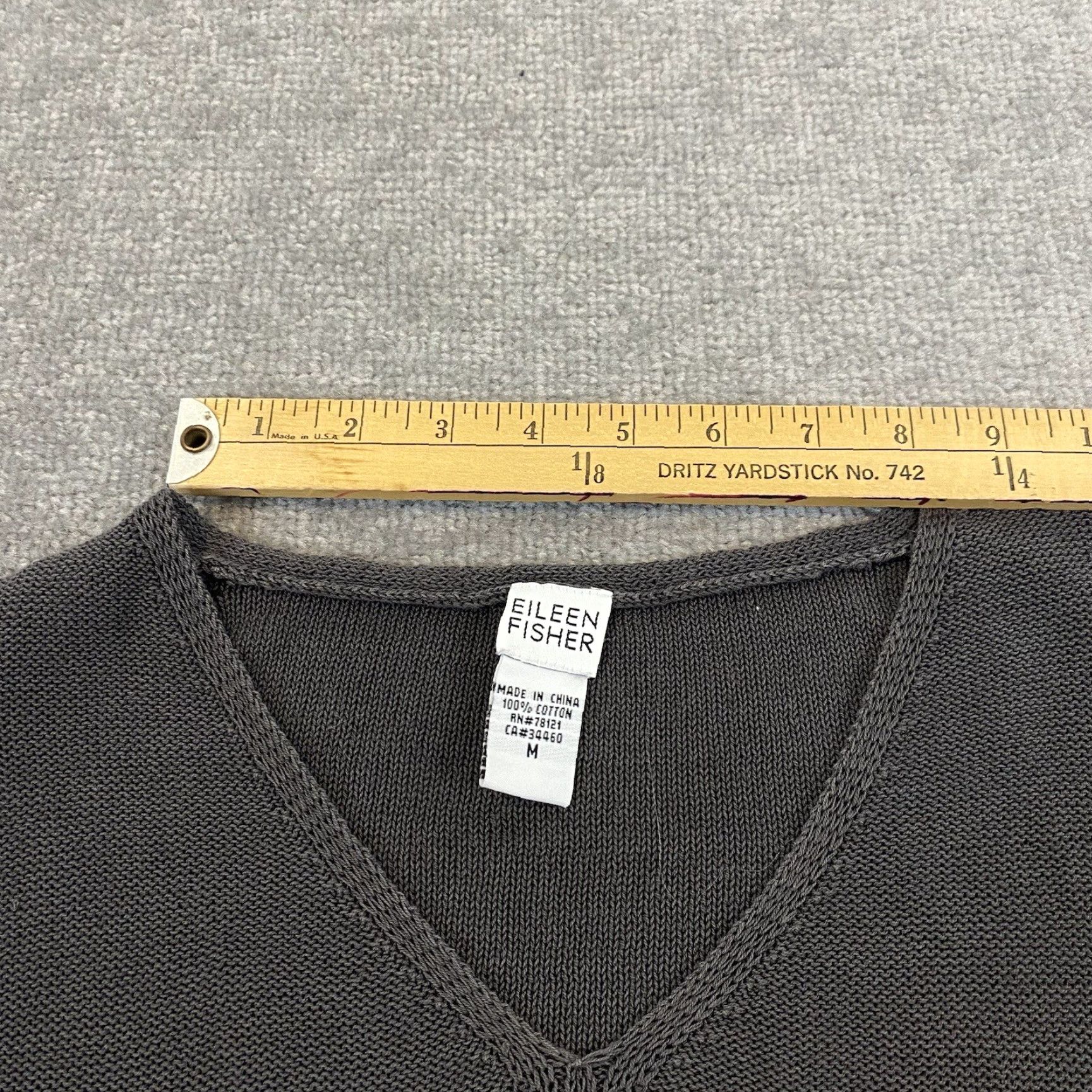 Eileen Fisher EILEEN FISHER Shirt Women Medium Gray Knit Sleeveless V-Neck Textured Minimalist Size M / US 6-8 / IT 42-44 - 5 Thumbnail