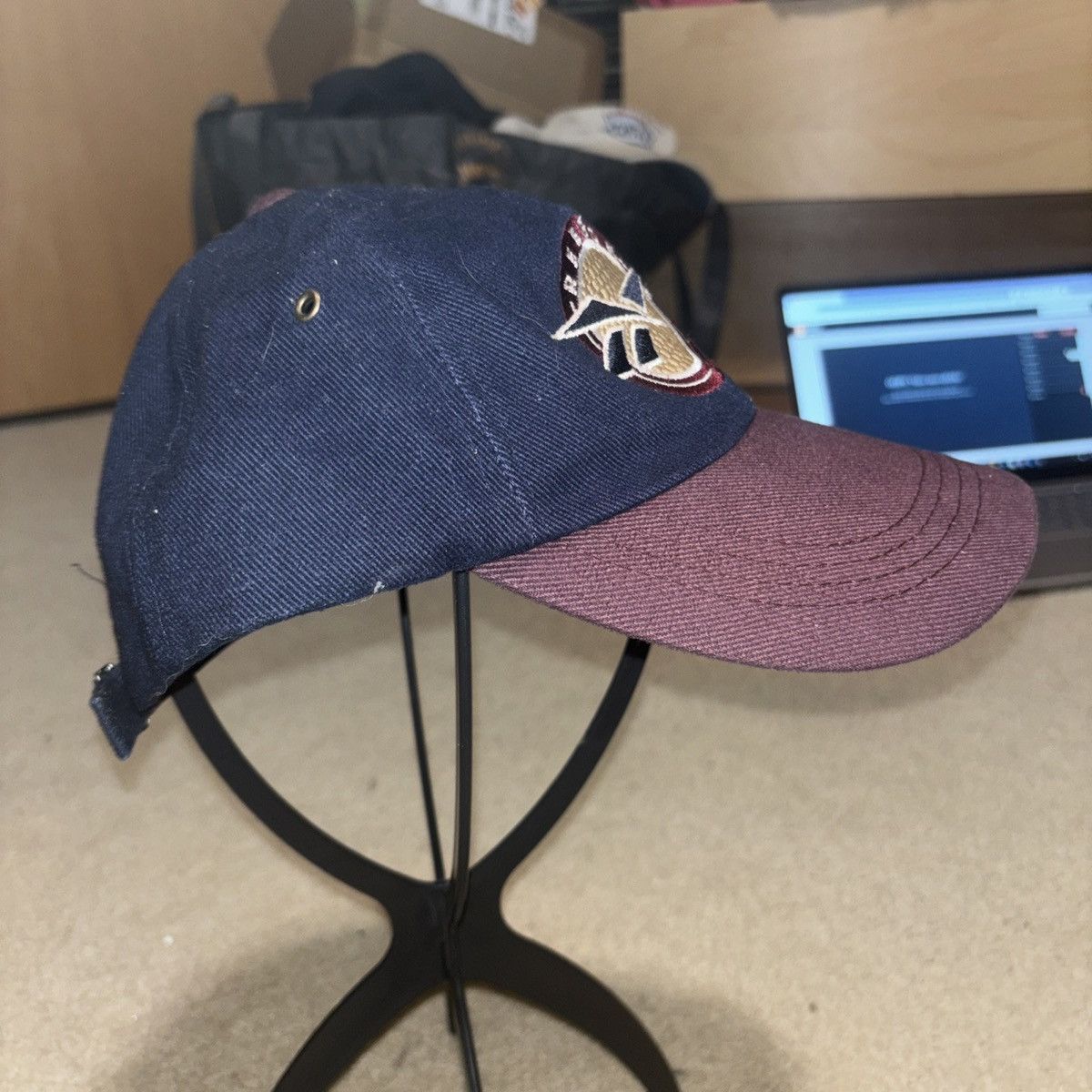 Reebok × Vintage Vintage Reebok Hat 1990s Embroidered Plain Logo Maroon Navy Size ONE SIZE - 2 Thumbnail