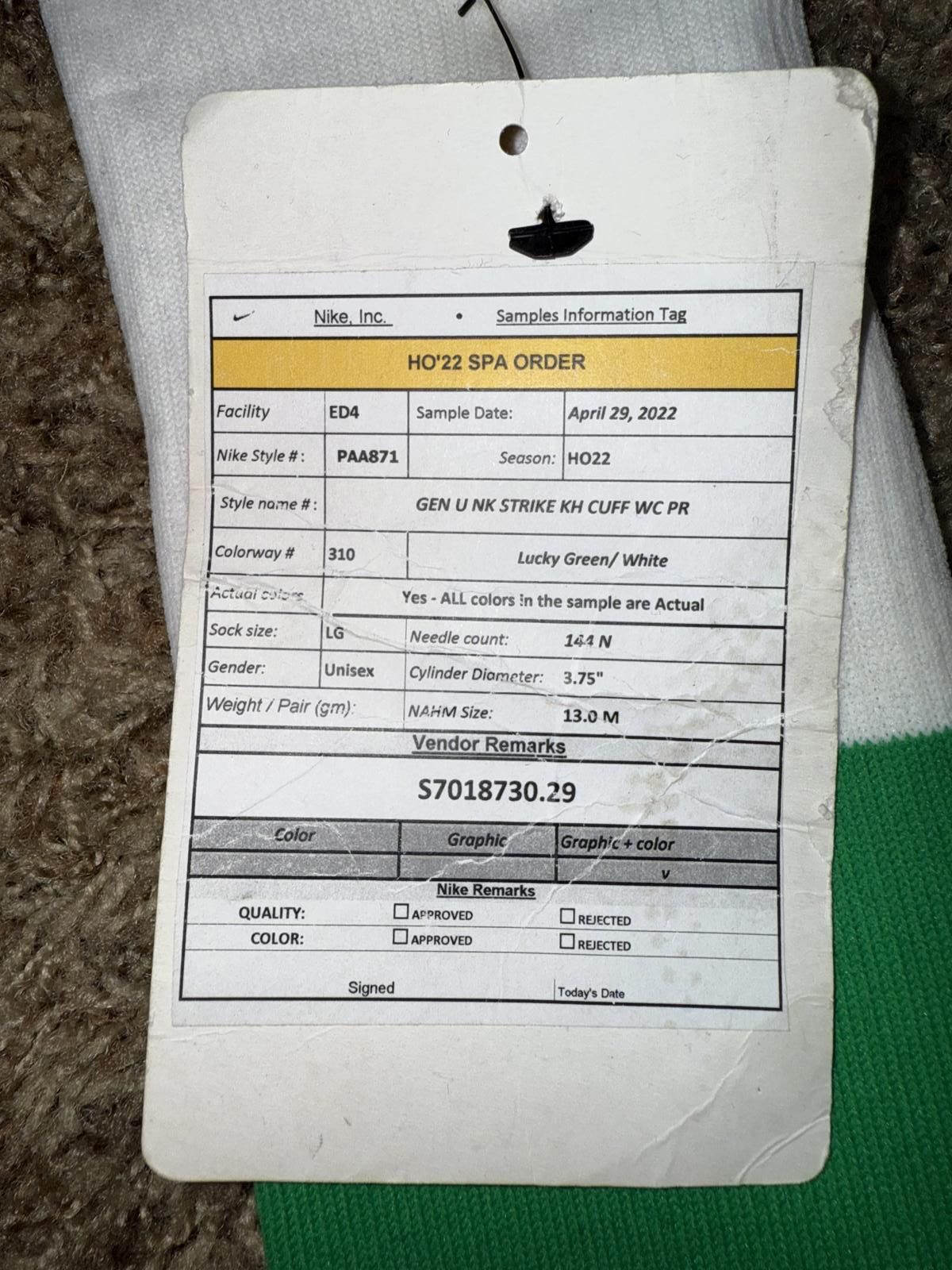 Nike Nike Men’s Goalkeeper Vapor Strike Calf High Swoosh Socks Sample Size ONE SIZE - 5 Thumbnail