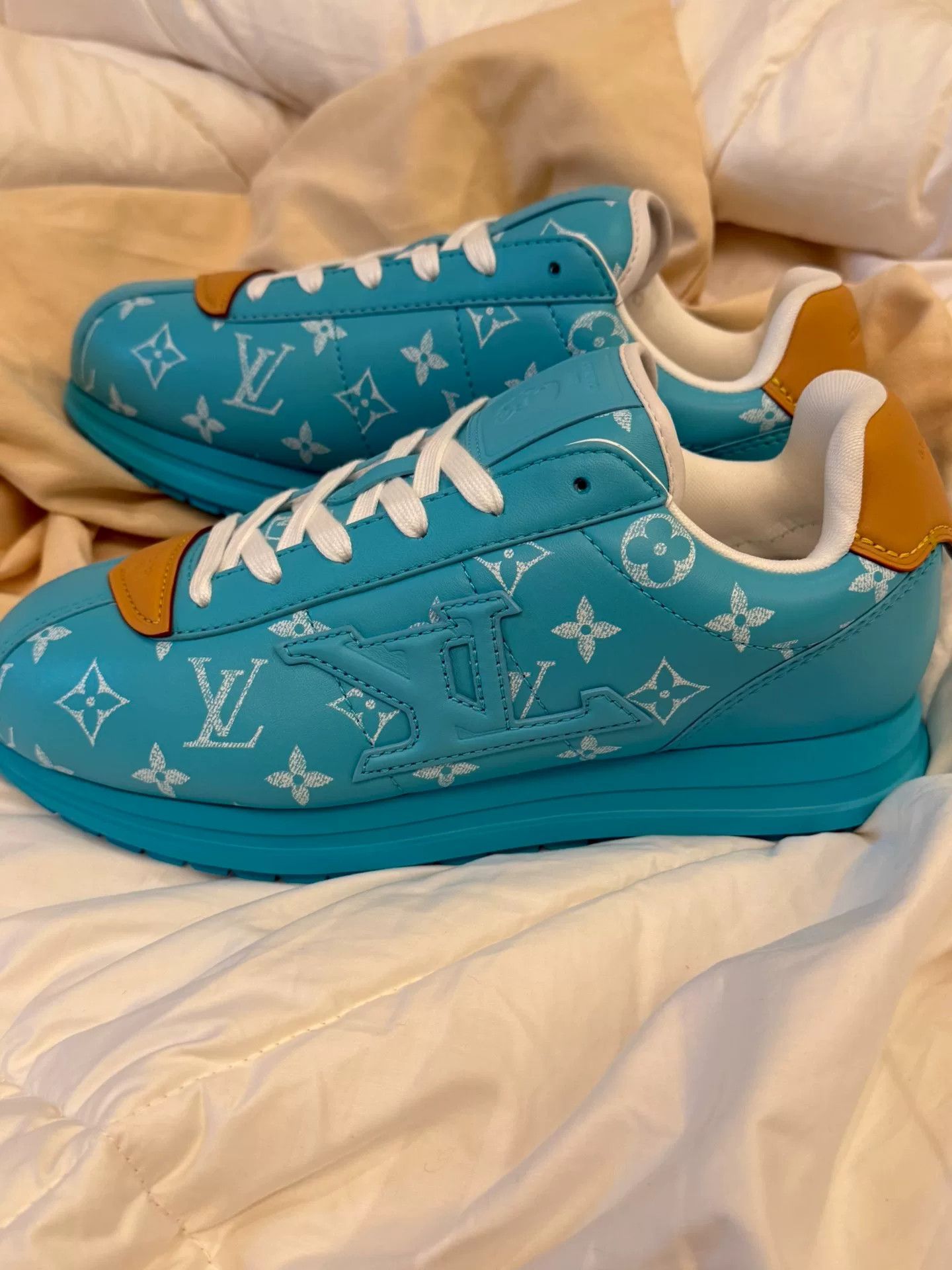 Louis Vuitton Louis Vuitton Nigo Buttersoft Tiffany Blue Sneaker Size US 8 / EU 41 - 1 Thumbnail