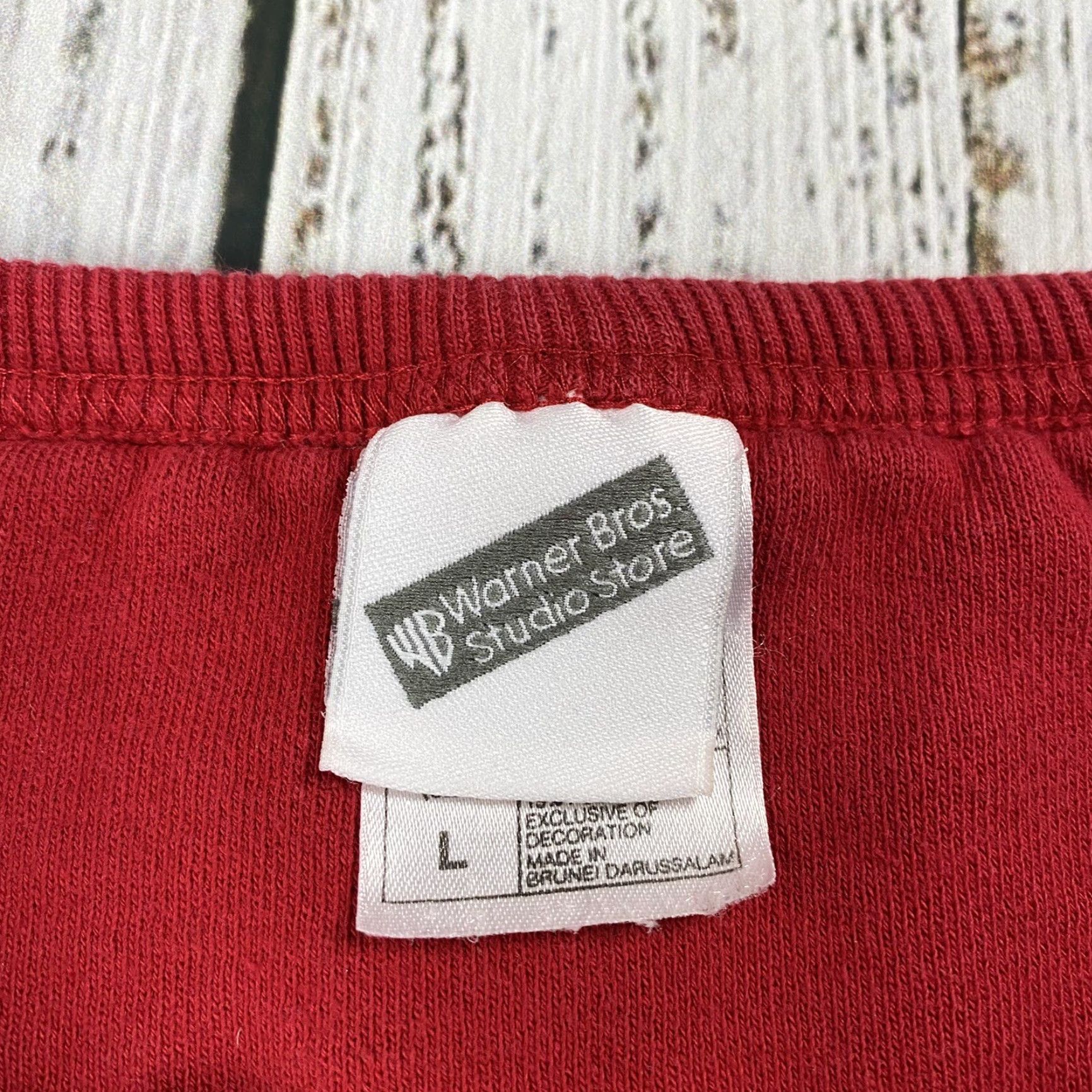 Vintage VINTAGE 1999 WARNER BROS LOONEY TUNES CREW NECK SWEATSHIRT Red Adult L Size US L / EU 52-54 / 3 - 7 Thumbnail