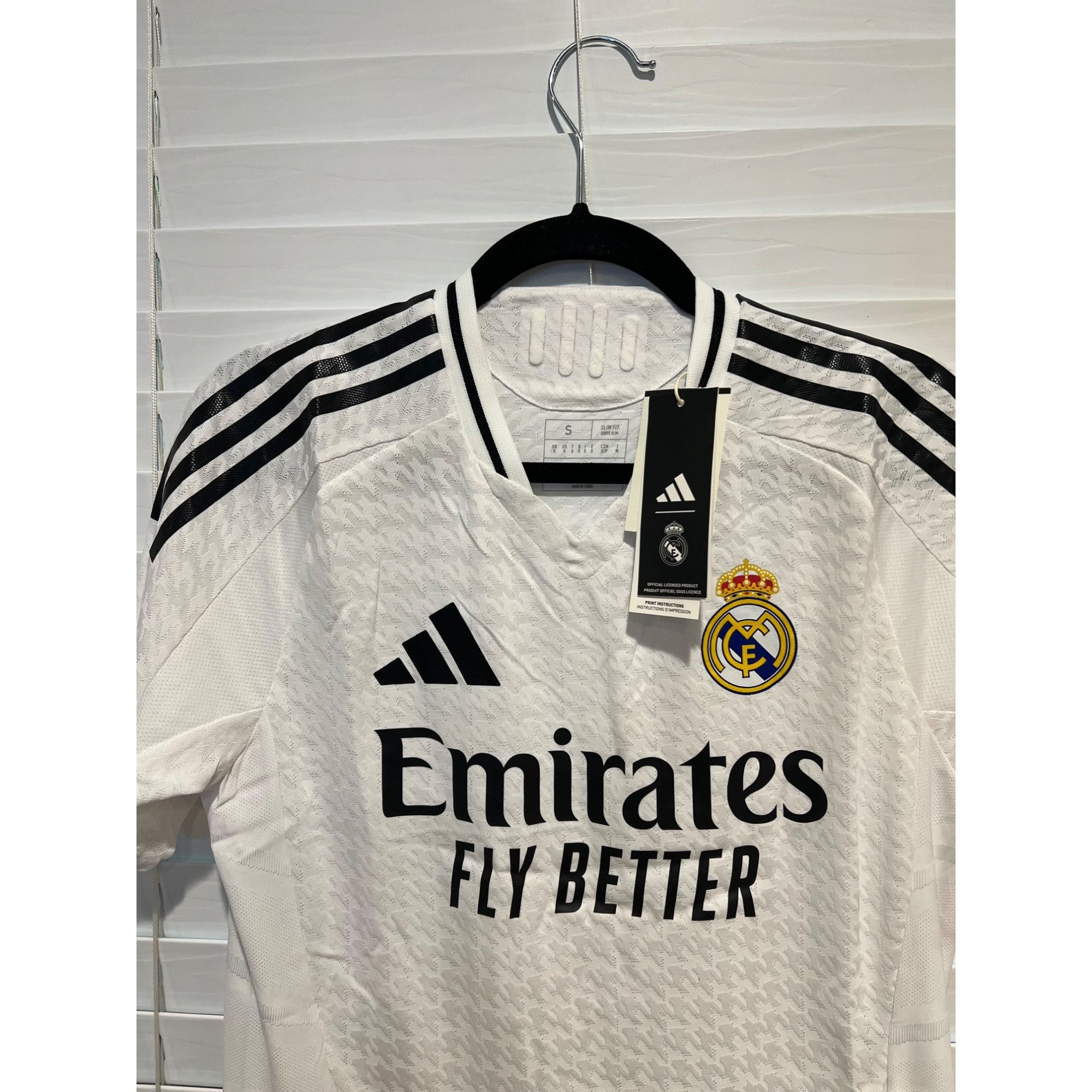 Adidas Adidas Real Madrid 24/25 Home Authentic Jersey - NWT - Size Size US S / EU 44-46 / 1 - 6 Thumbnail