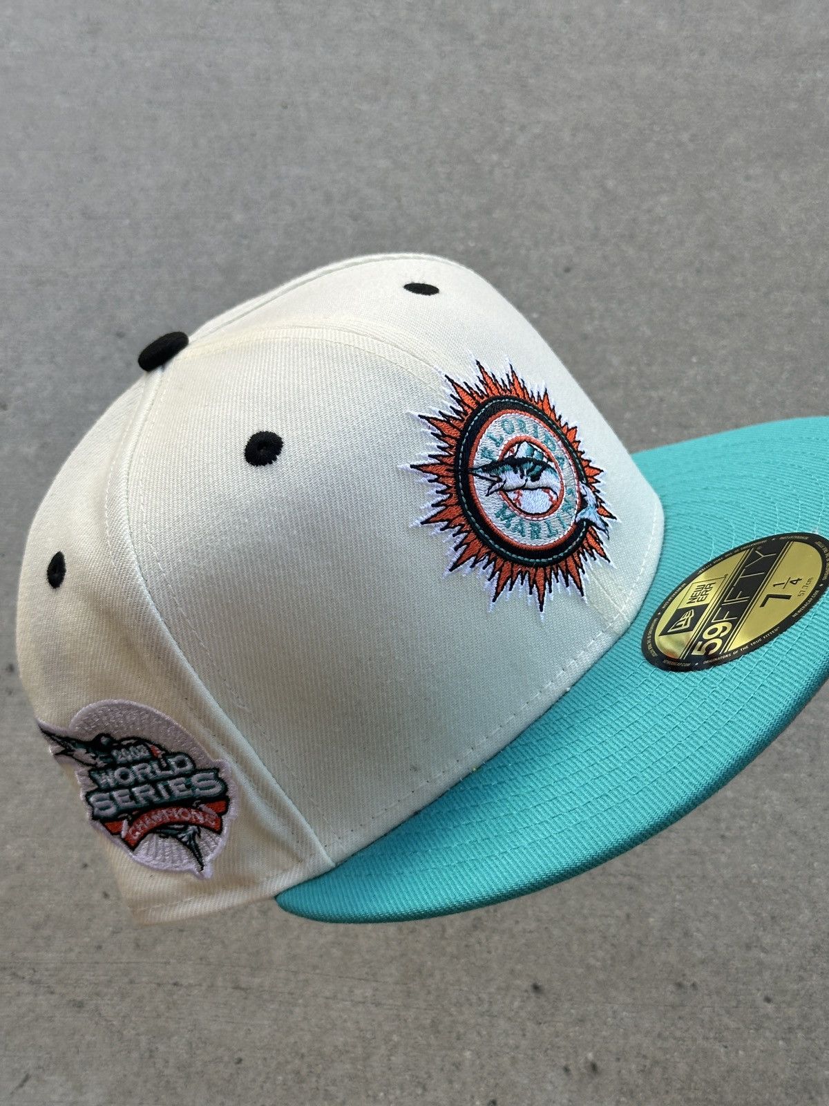 Florida Marlins Two Tone Chrome White Dome Fitted Hat 7 1/4