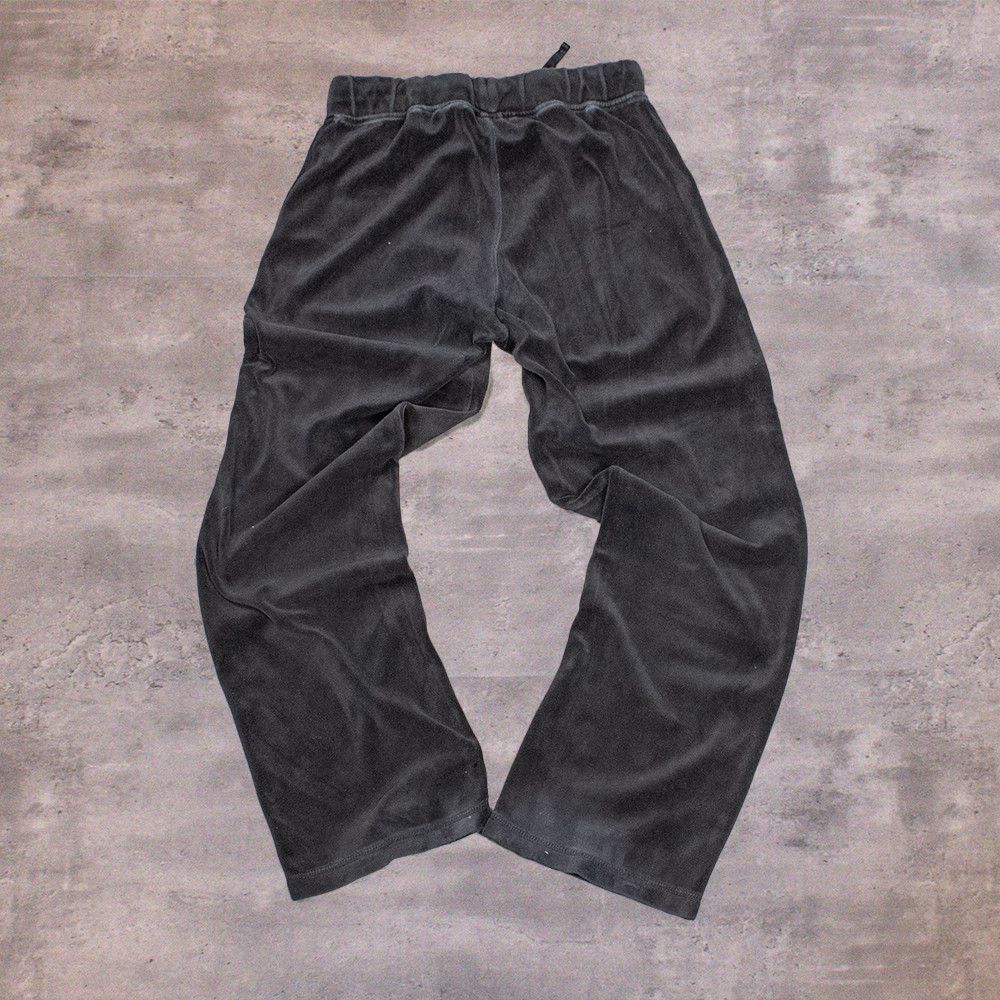 B.U.M Equipment Vintage 1990's Baggy Relax Wide Striped Velvet Sweatpant's Size US 26 / EU 42 - 2 Thumbnail