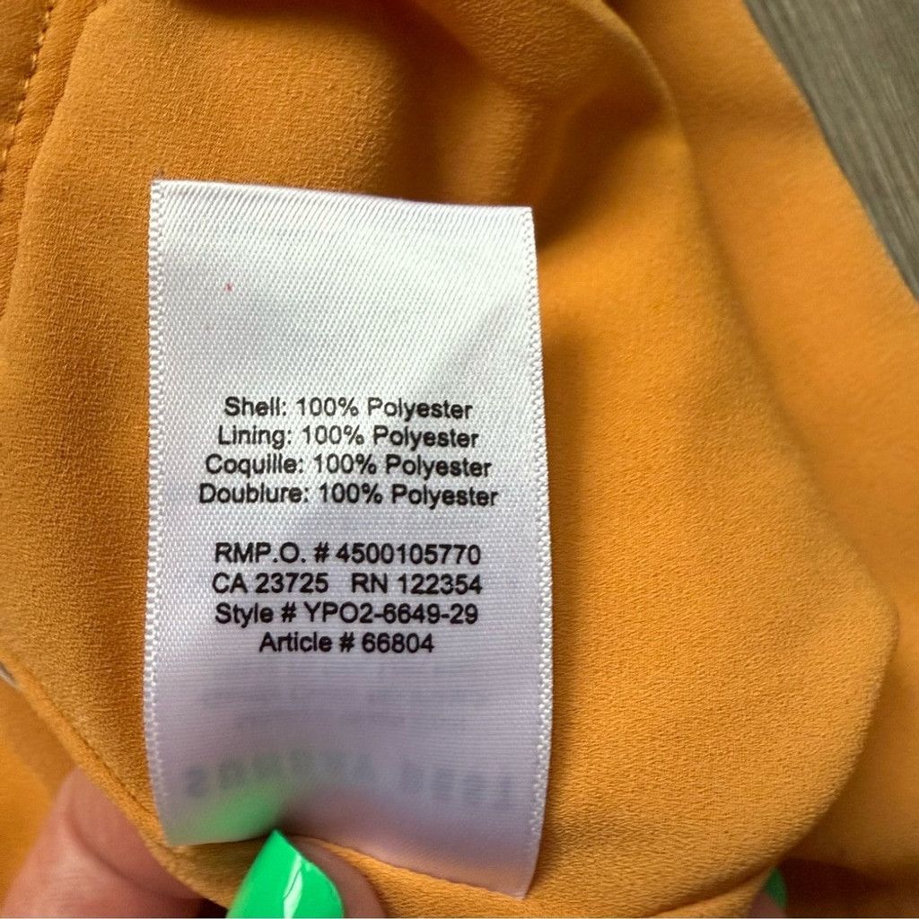Aritzia Sunday Best Orange Shorts High-Waisted Flowy Size 26" / US 2 / IT 38 - 11 Thumbnail