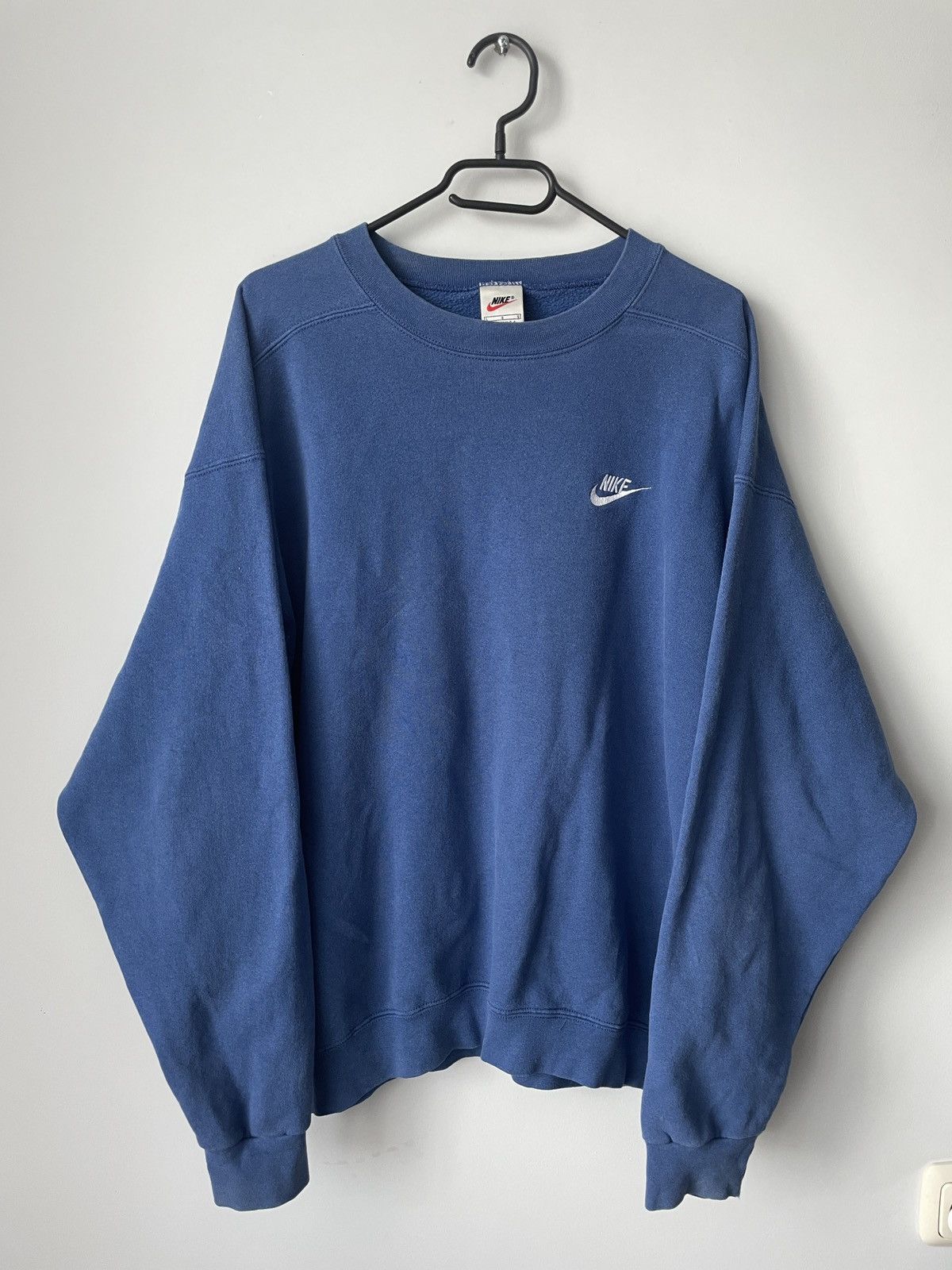 Nike × Vintage Vintage Nike Crewneck Sweatshirt Small Logo Size US L / EU 52-54 / 3 - 2 Thumbnail