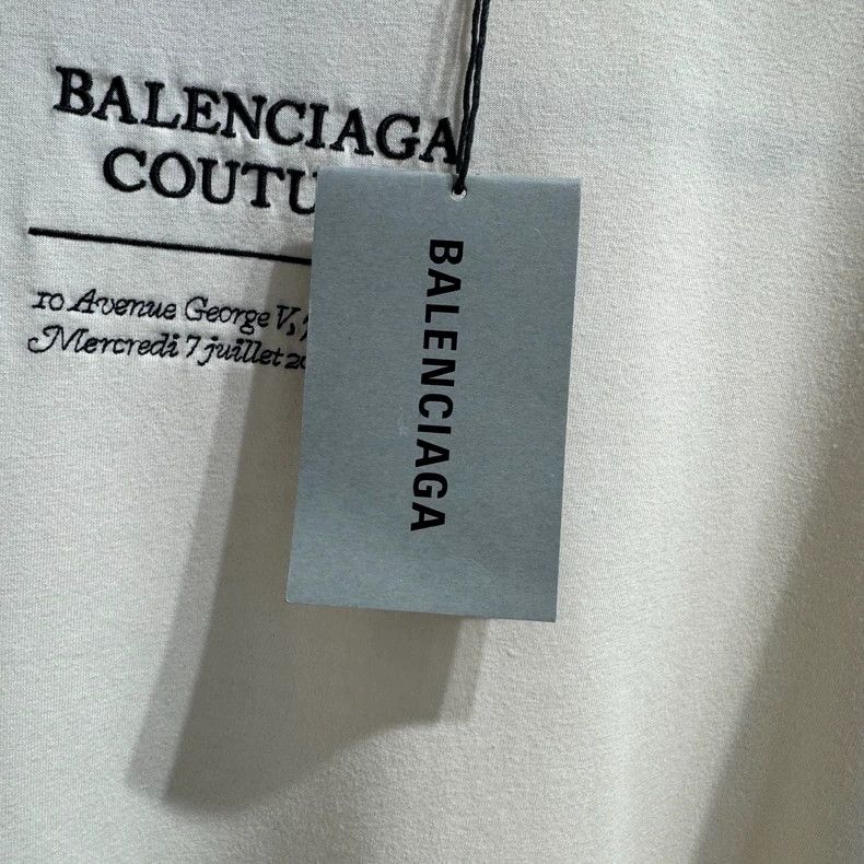 Balenciaga Balenciaga Fashion Limited Beige Front and Back Embroidere Size US S / EU 44-46 / 1 - 4 Thumbnail