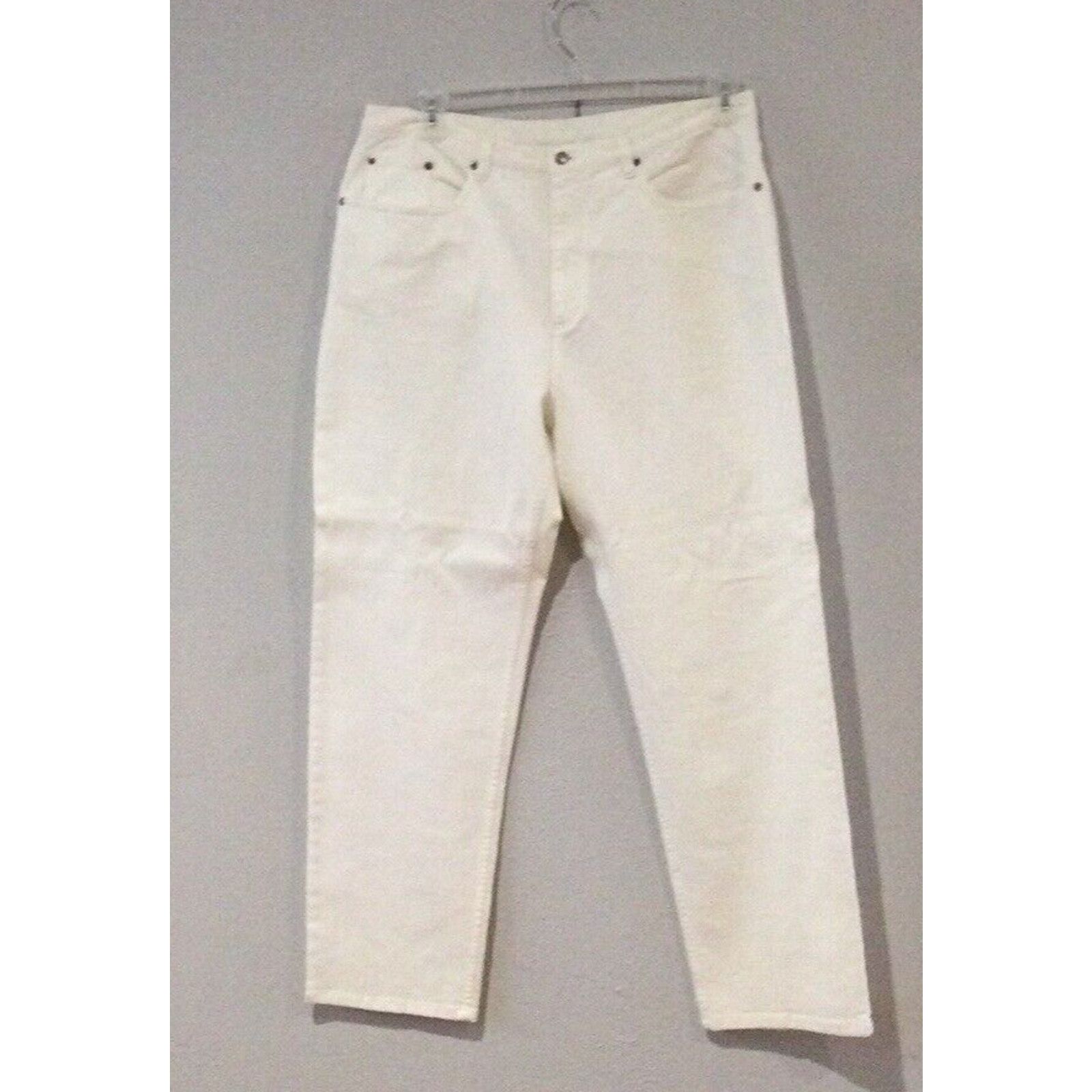Chicos Chicos Design White Denim Button Front Jeans 3/XL/16 NWT Size 38" / US 16 / IT 52 - 1 Thumbnail