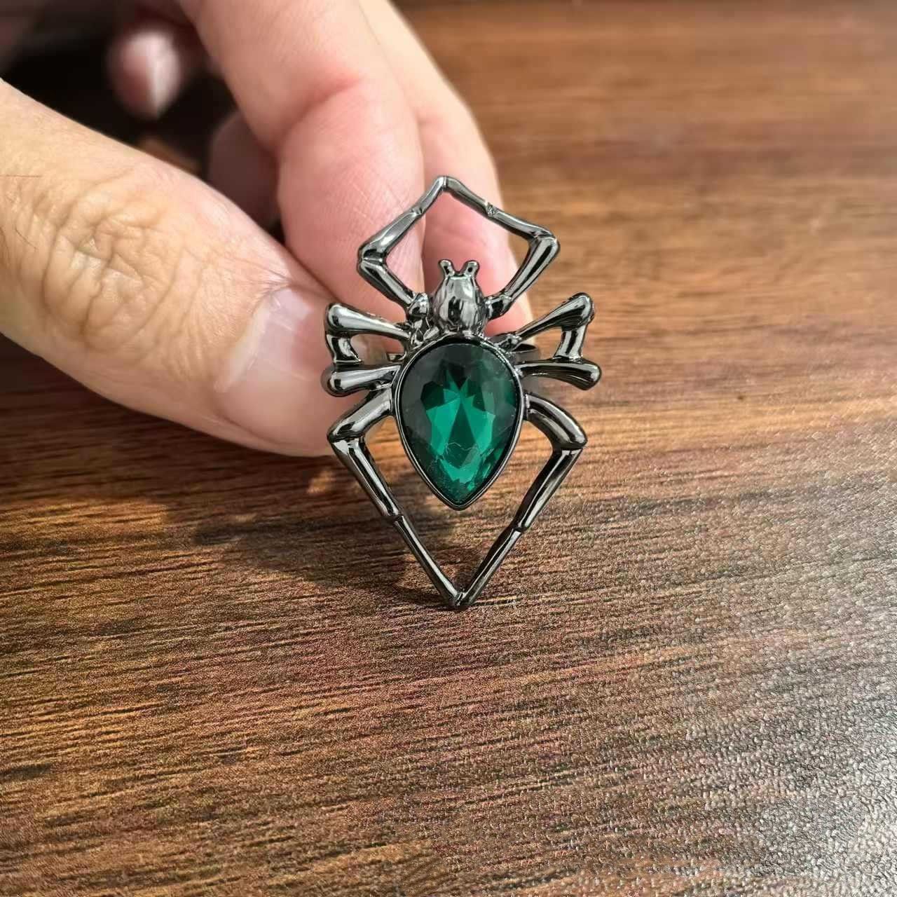 Jewelry Vintage Spider Gemstone Ring Size ONE SIZE - 1 Thumbnail