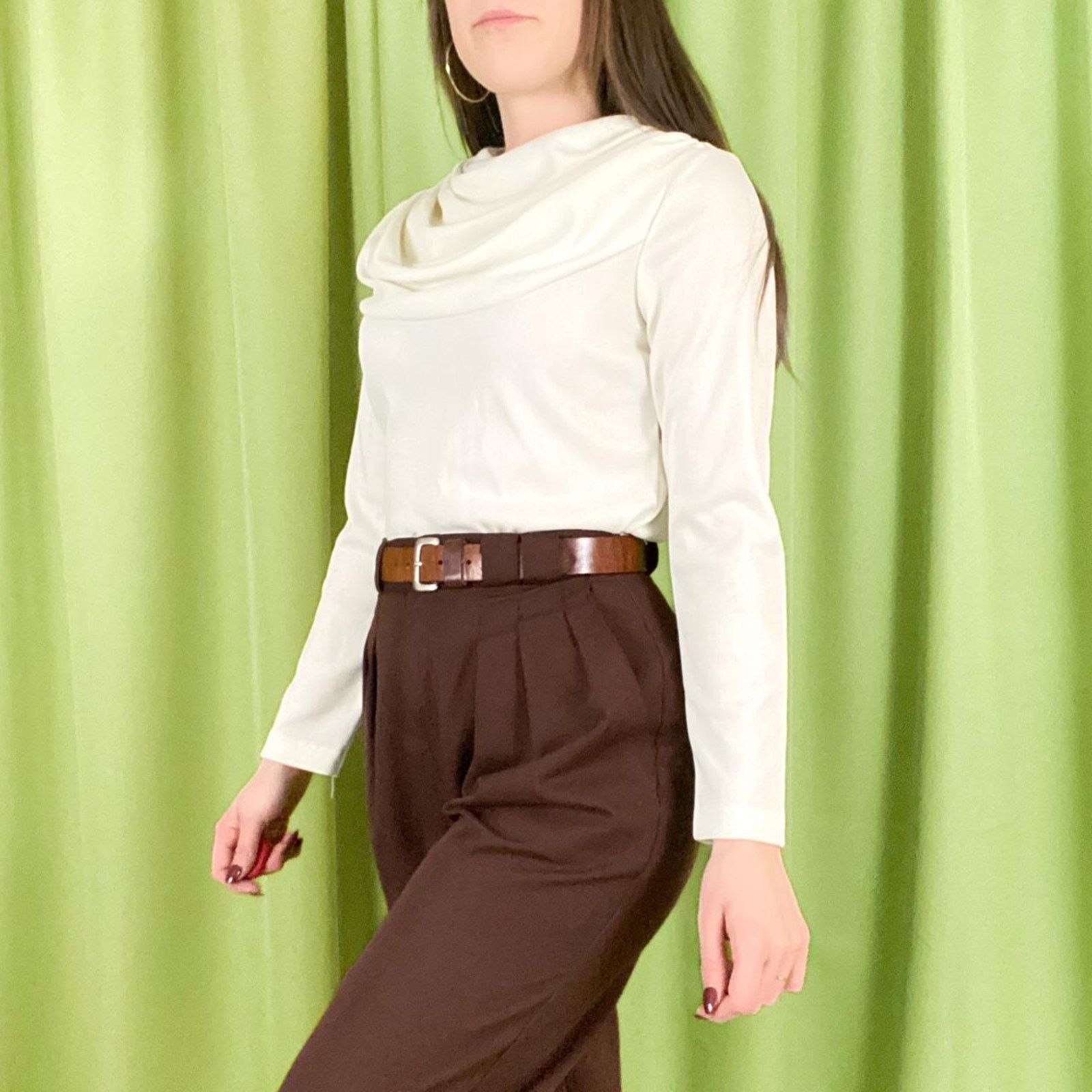 Vintage 70s Vintage Off White Cowl Neck Long Sleeve Blouse with Belt Size M / US 6-8 / IT 42-44 - 4 Thumbnail