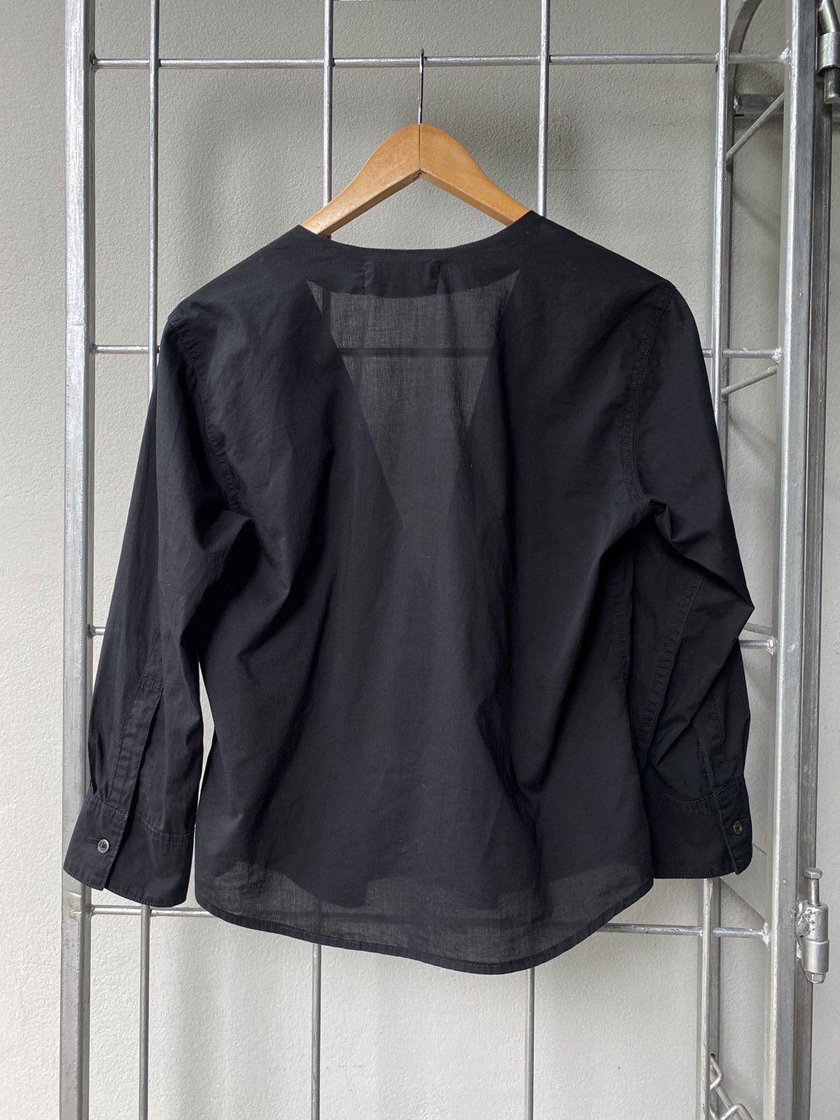 Zucca ZUCCA Black Rosette Front Blouse Size M / US 6-8 / IT 42-44 - 17 Thumbnail