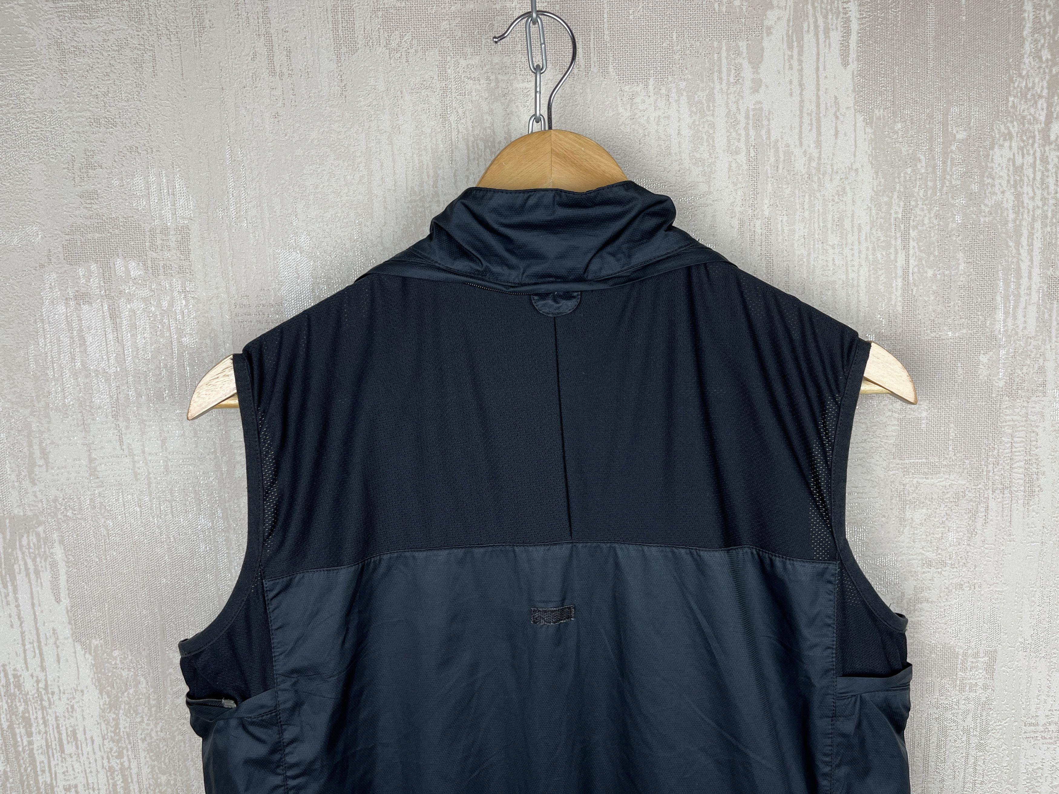 Nike Nike Fit Storm Vest + Jacket Windbreaker Transformer Swoosh Size US S / EU 44-46 / 1 - 21 Thumbnail