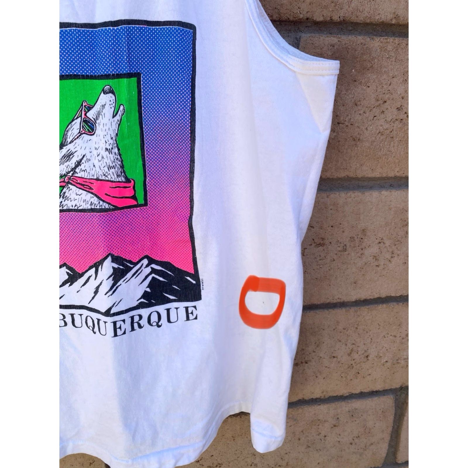 Vintage VINTAGE Albuquerque Coyote Howling Southwestern Neon Graphics Tank Top 80s 90s M Size US M / EU 48-50 / 2 - 6 Thumbnail
