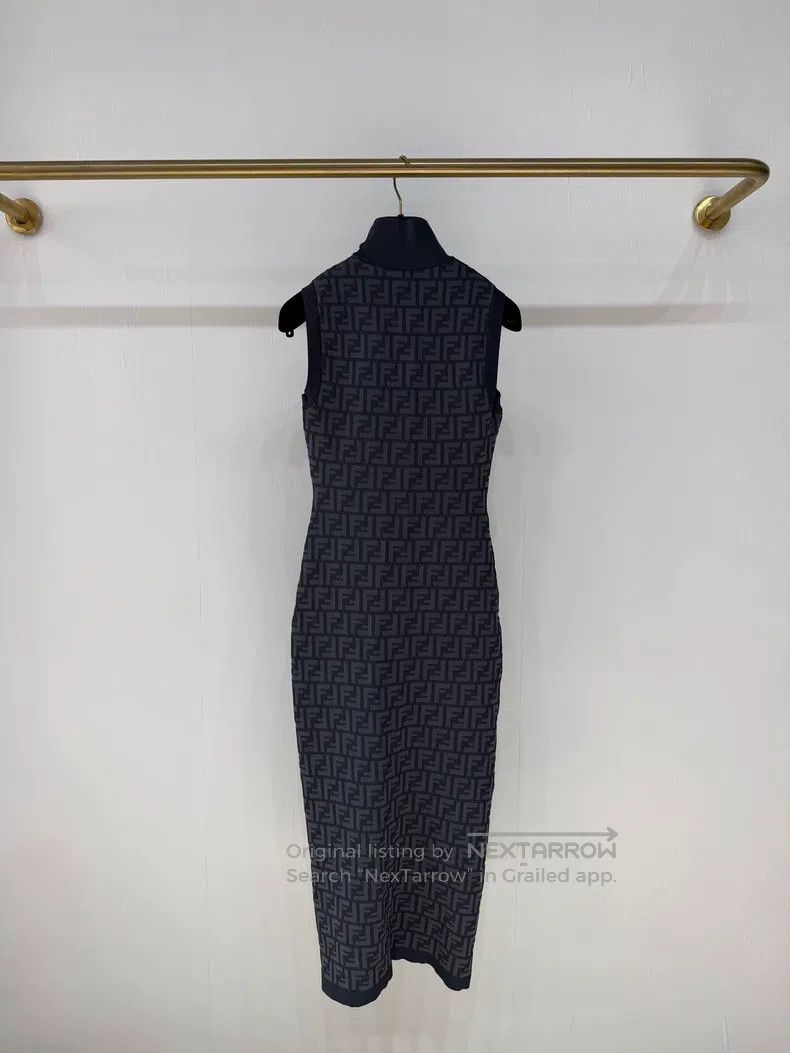 Fendi Fendi Monogrammed Grey Knit Sleeveless Dress Size S / US 4 / IT 40 - 2 Thumbnail