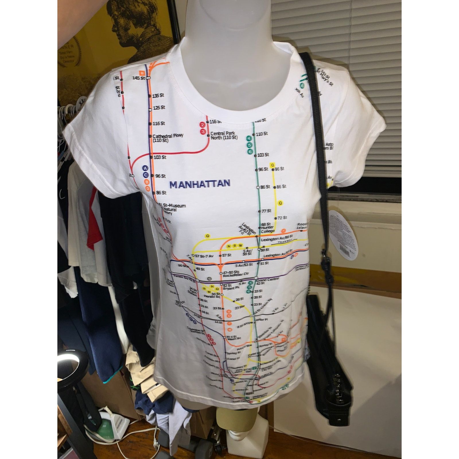 Other NYC Subway Line Manhattan Map Baby Tee Juniors L NWT MTA Size L / US 10 / IT 46 - 8 Thumbnail