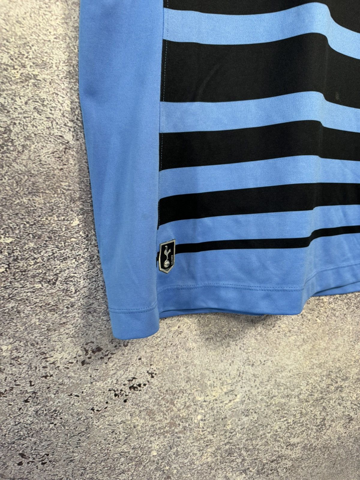 Under Armour × Vintage Vintage Tottenham 2015/16 Under Armour Jersey Blokcore M sz Size US M / EU 48-50 / 2 - 9 Thumbnail