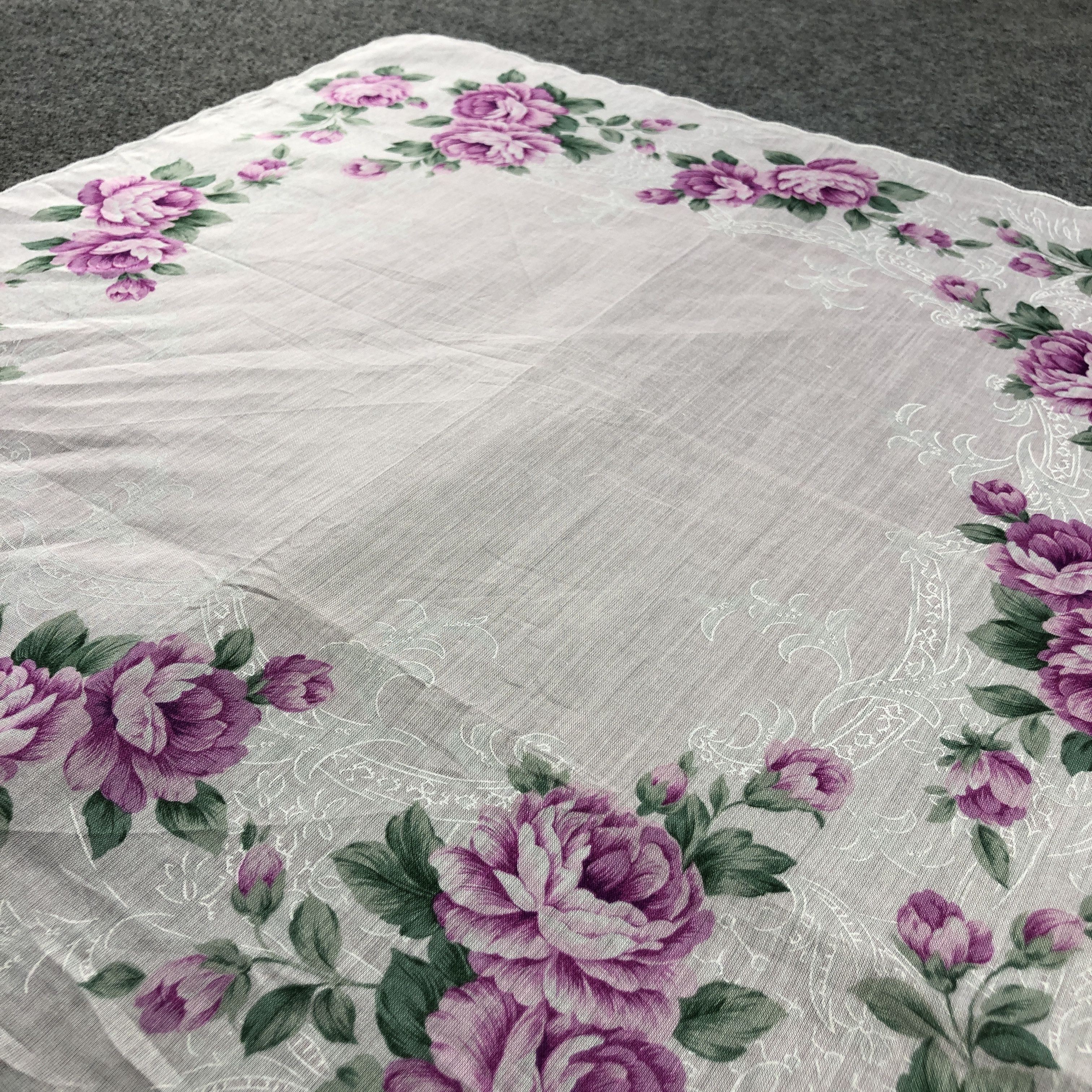 Vintage ValenTINO GarAVANI Handkerchief Neckerchief Bandana H2677 Size ONE SIZE - 3 Thumbnail