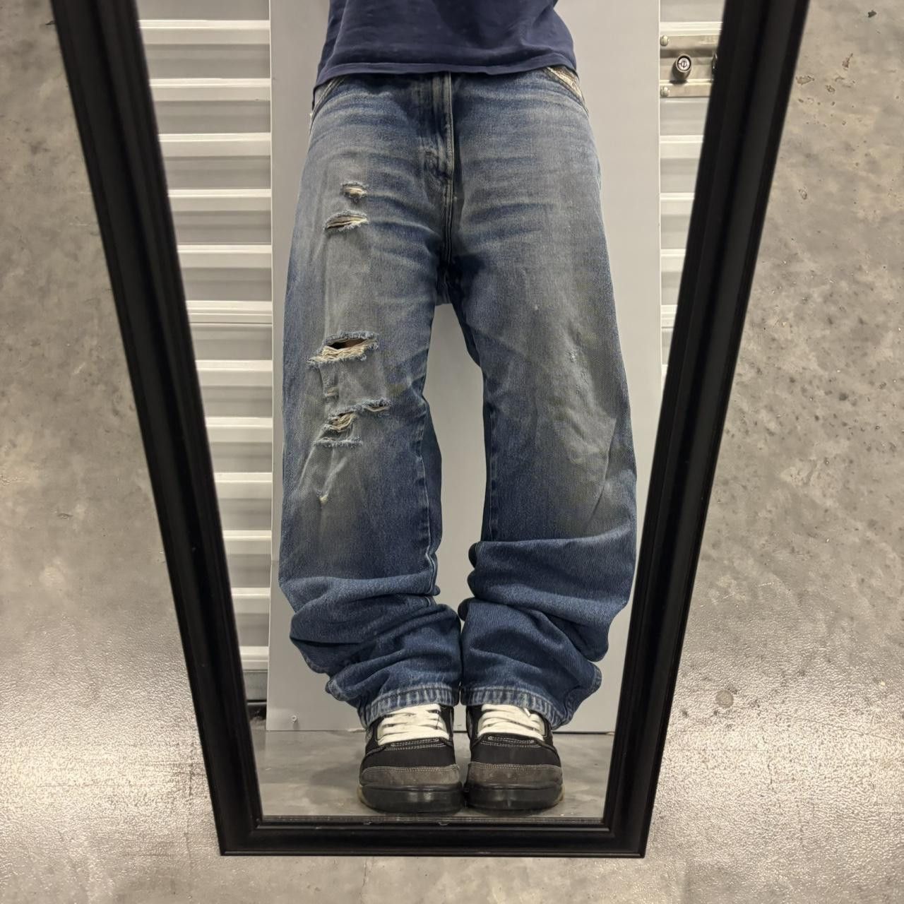Japanese Brand × Vintage Crazy Vintage Y2K/2000s Grunge Faded Dark Wash Distressed Denim Jeans! Size US 34 / EU 50 - 1 Thumbnail