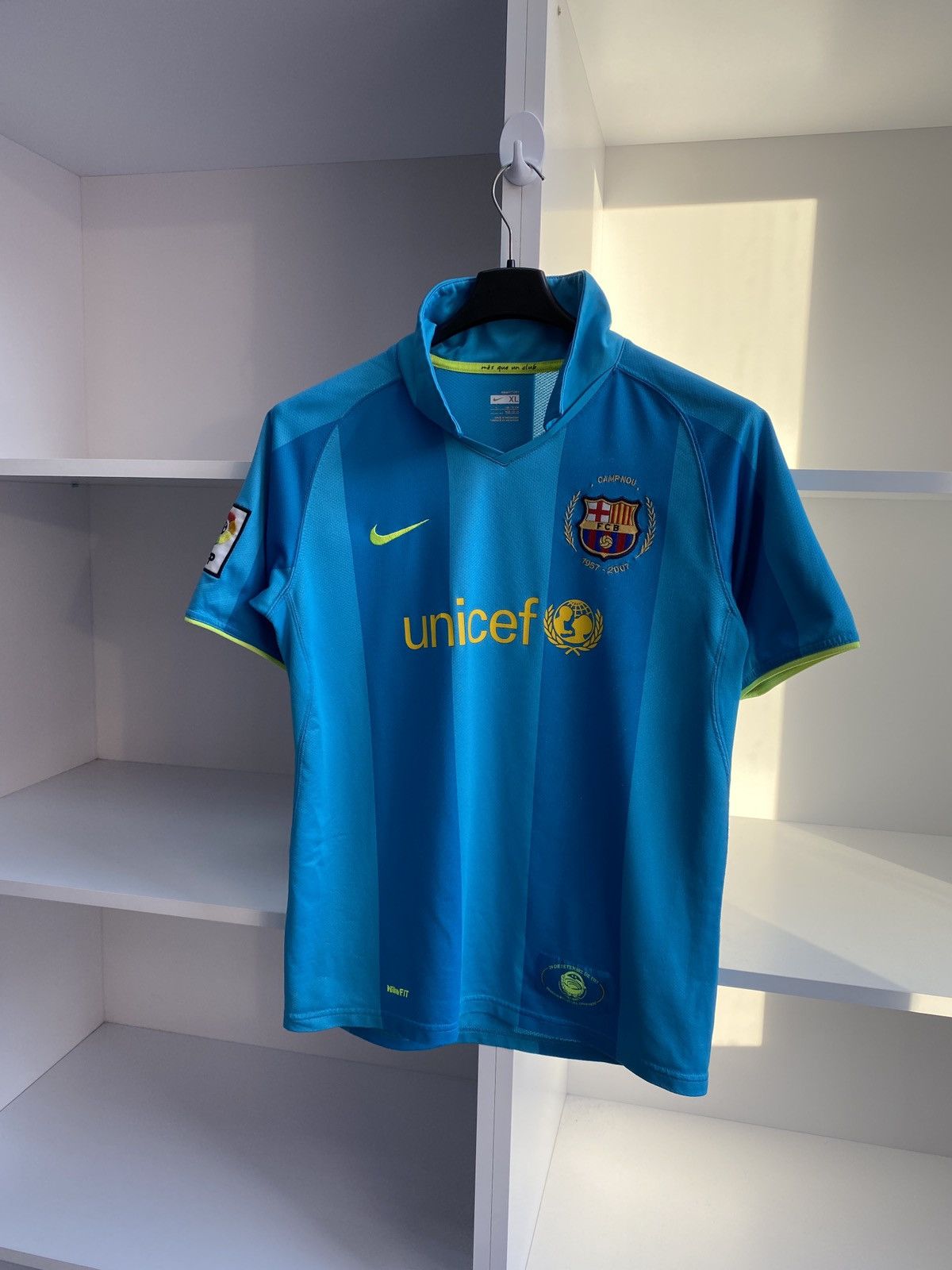 Nike × Vintage Vintage Barcelona Football Jersey Tee size XL(13-15years) Size US S / EU 44-46 / 1 - 2 Thumbnail