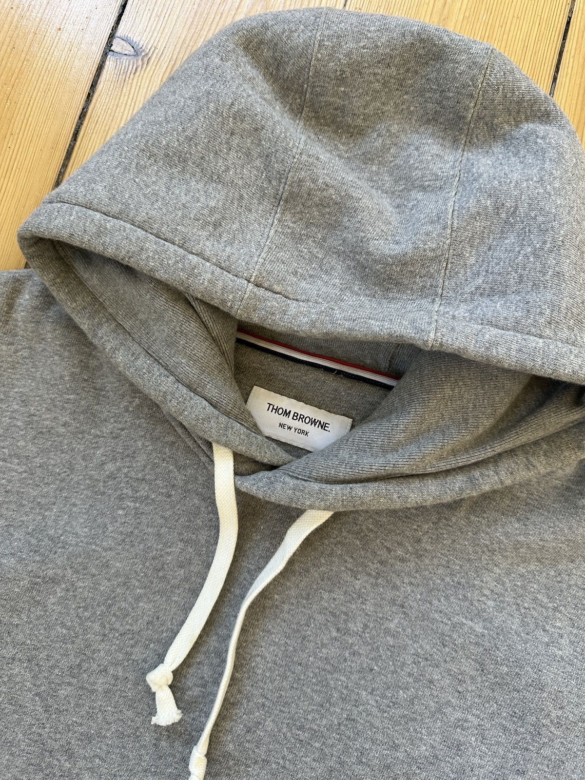 Thom Browne Thom Browne Classic Grey Hoodie Size US XL / EU 56 / 4 - 3 Thumbnail
