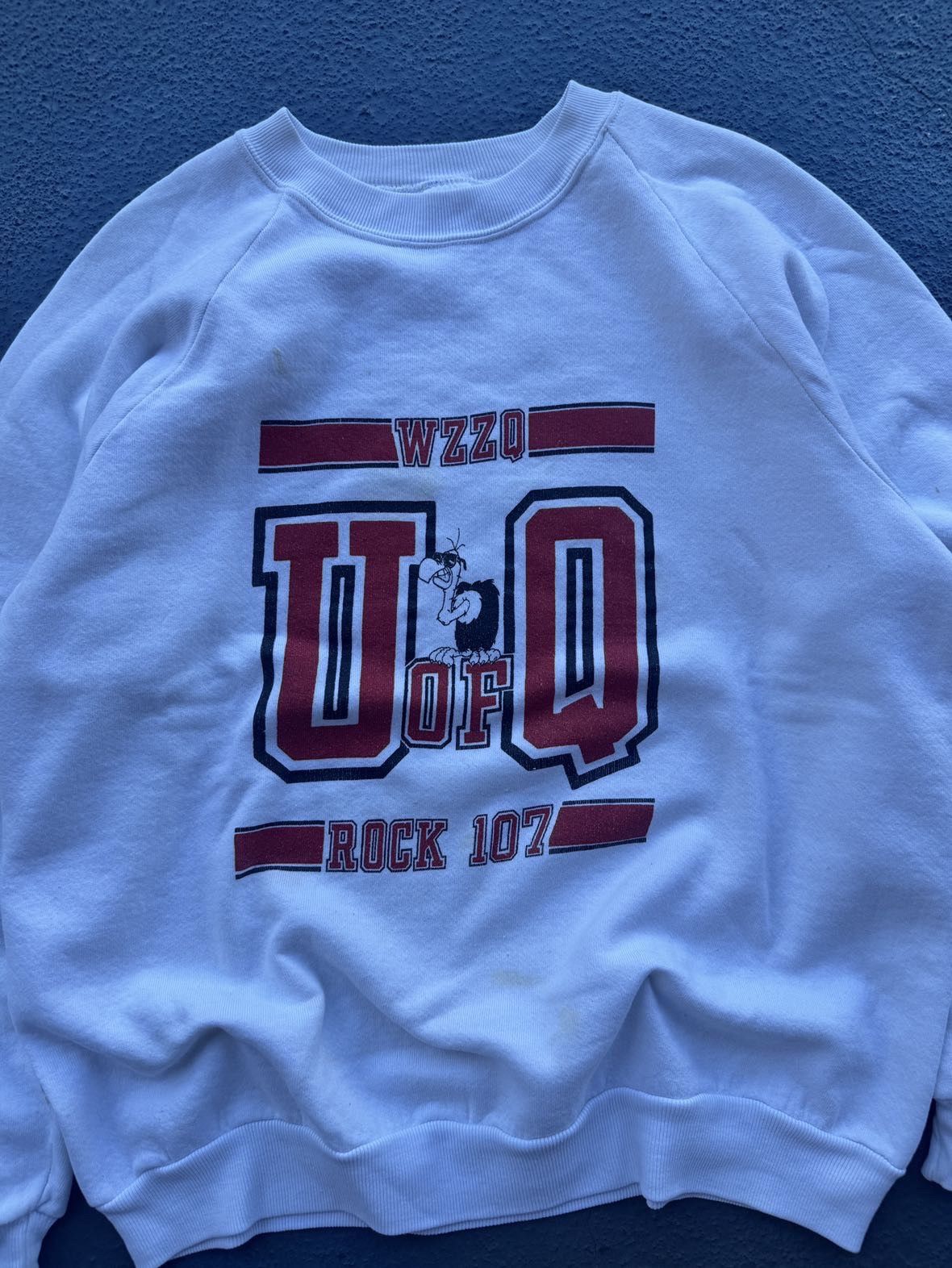 Other × Vintage Vintage Jerzees Men’s White and Red Sweater Size US L / EU 52-54 / 3 - 2 Thumbnail