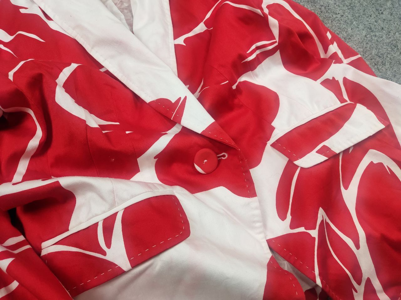 Escada Vintage 90's Escada Design blazer jacket bright red floral Size M / US 6-8 / IT 42-44 - 8 Thumbnail
