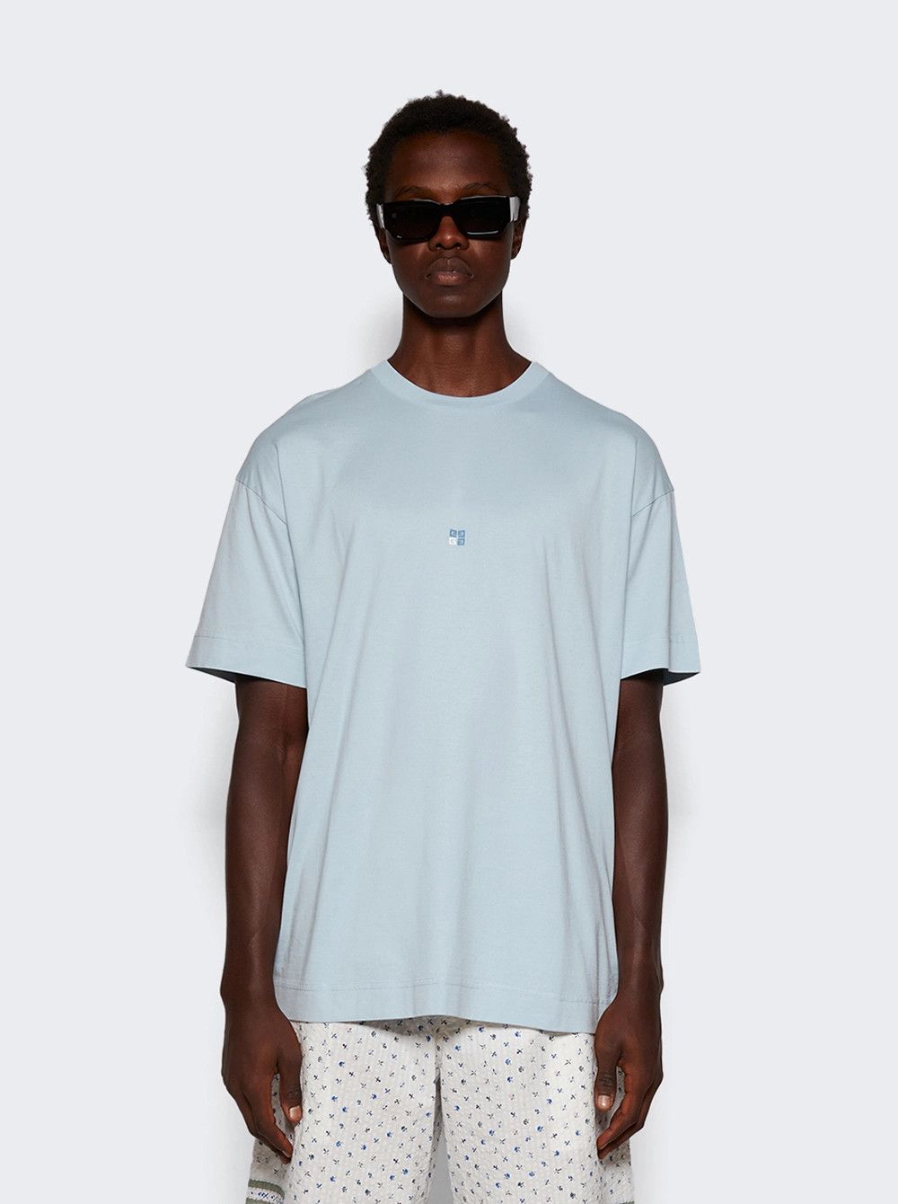 Givenchy o1w1db10326 Standard Short Sleeve T-Shirt in Blue Size US L / EU 52-54 / 3 - 3 Thumbnail