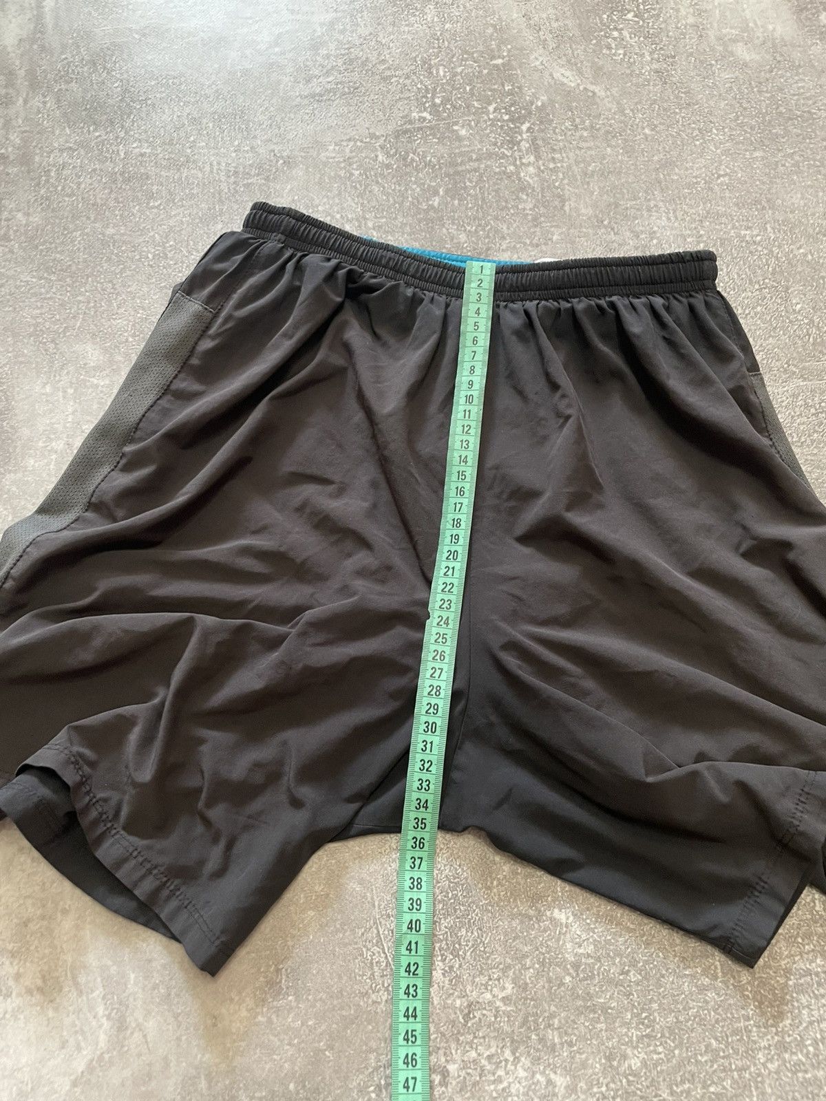 Nike Nike Dri-Fit Running Shorts Size S Size US 30 / EU 46 - 22 Thumbnail