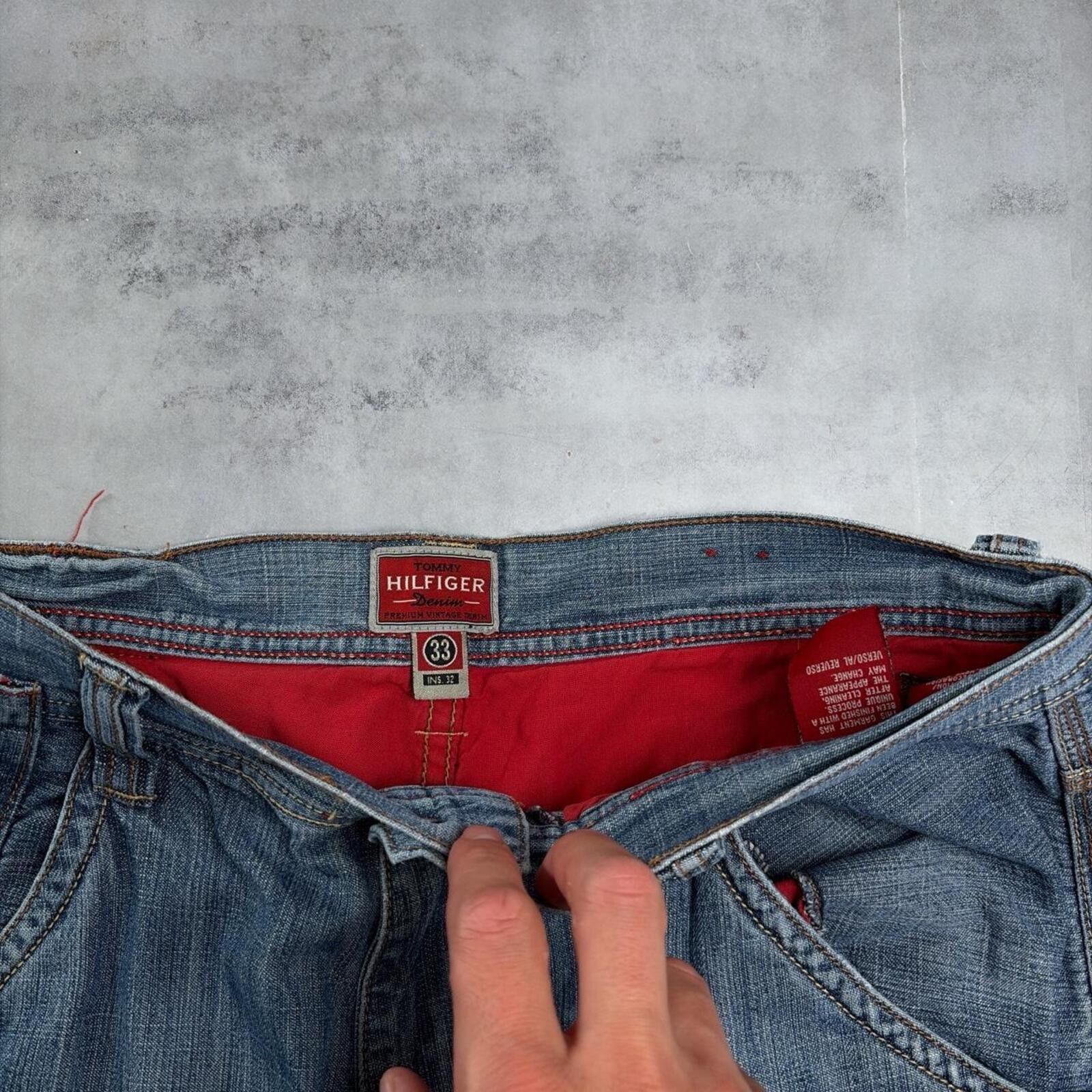 Tommy Hilfiger Y2K Tommy Hilfiger Grunge Baggy Carpenter Skater Denim Jeans Size US 33 - 5 Thumbnail