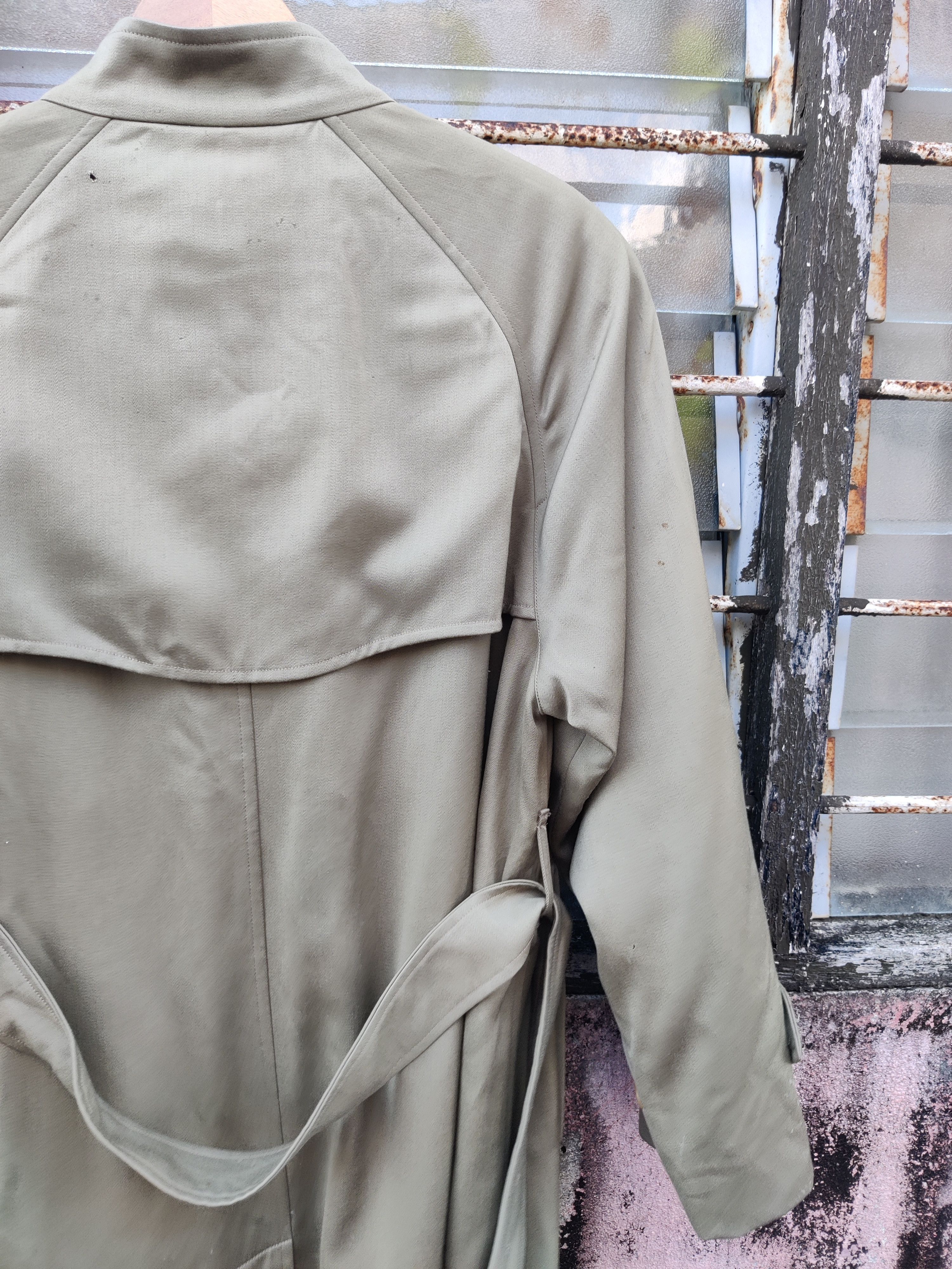 Burberry Vintage Distressed Burberry Wool Double Breasted Jacket Size US M / EU 48-50 / 2 - 5 Thumbnail