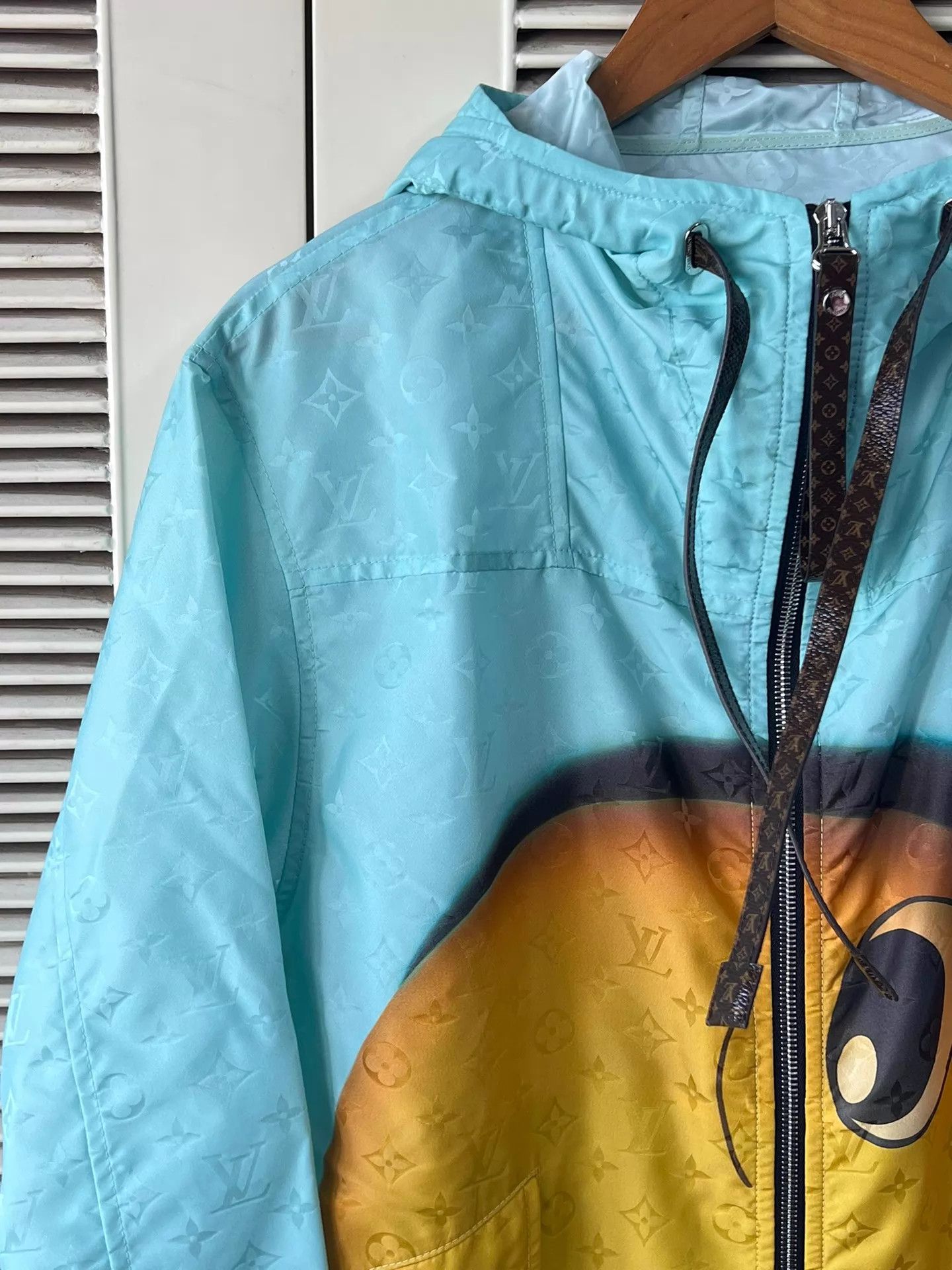 Louis Vuitton LV x B.Duck Hooded Jacket Blue Base LV Print 34 Near New Size XS / US 0-2 / IT 36-38 - 4 Thumbnail