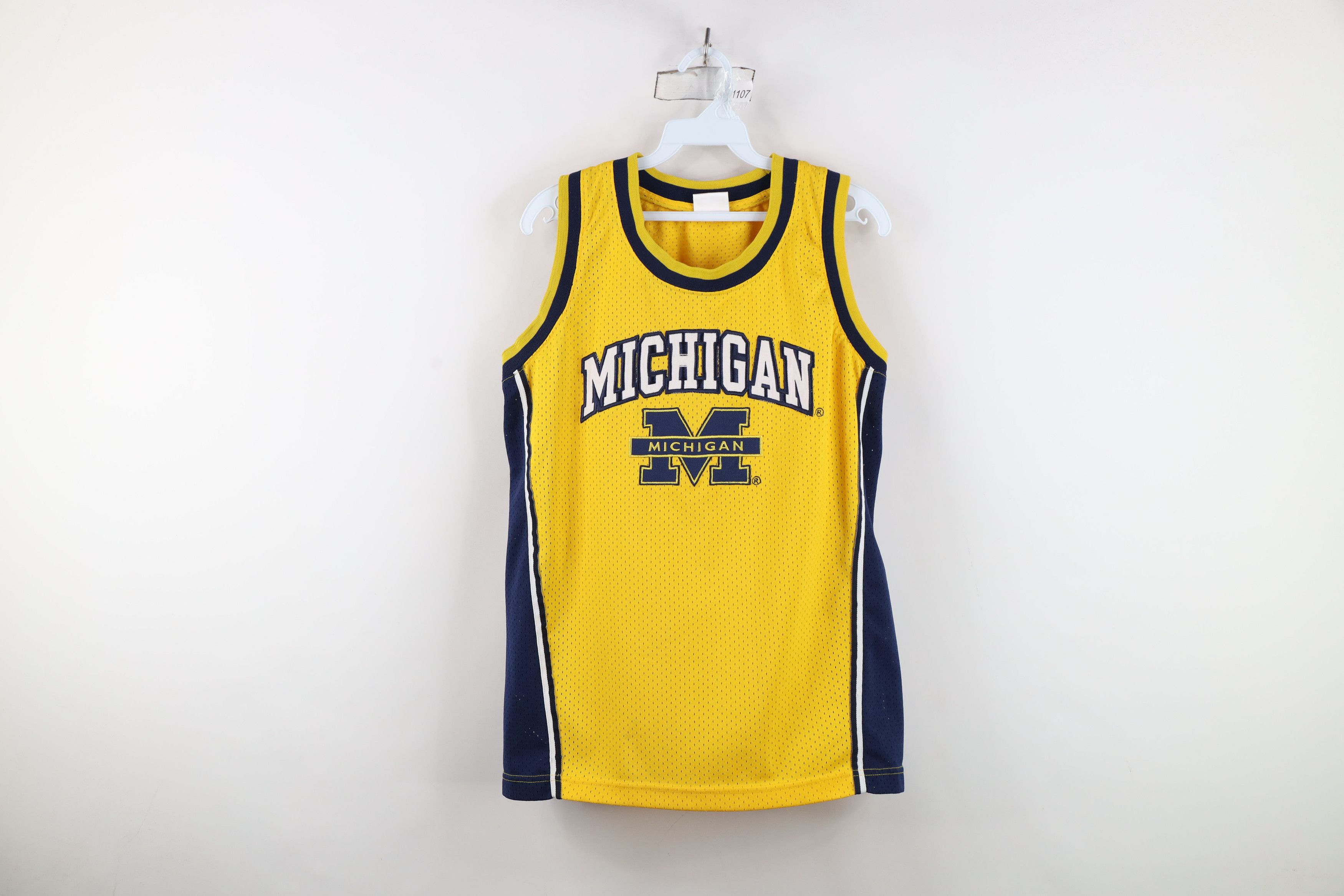 Vintage Vintage 90s University of Michigan Basketball Jersey Mesh Size US S / EU 44-46 / 1 - 1 Thumbnail