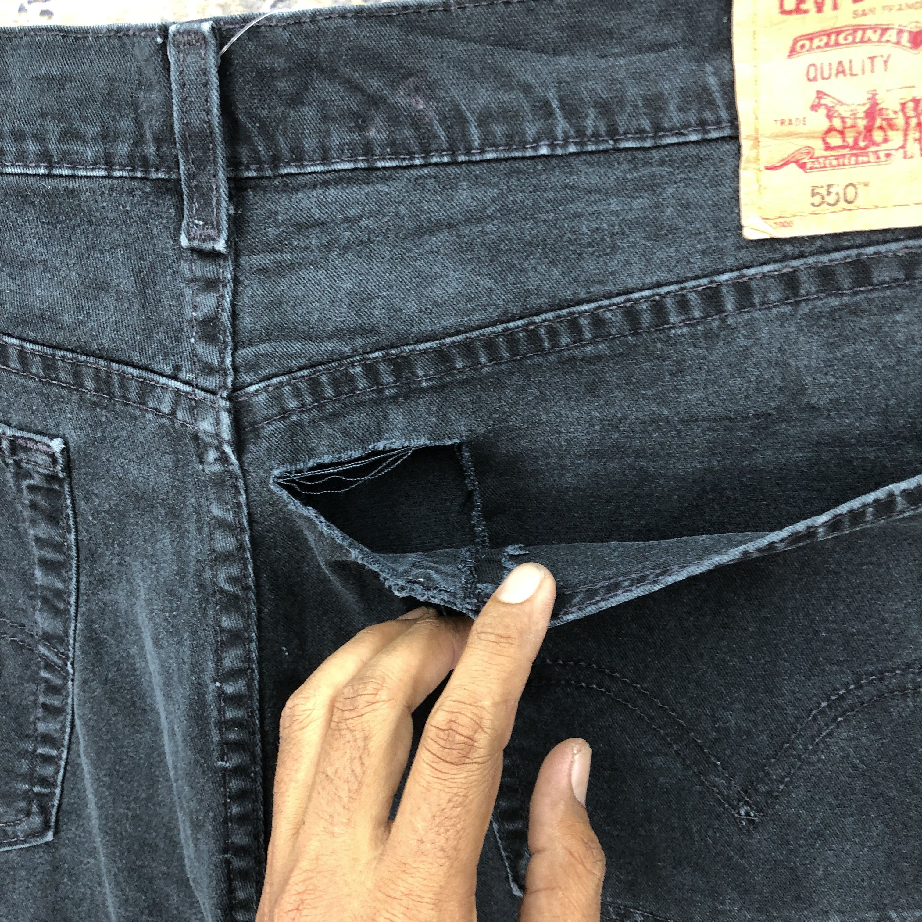Levi's Vintage Y2K Levis Super Black Jeans Levi's Tapered Denim Size US 40 / EU 56 - 4 Thumbnail