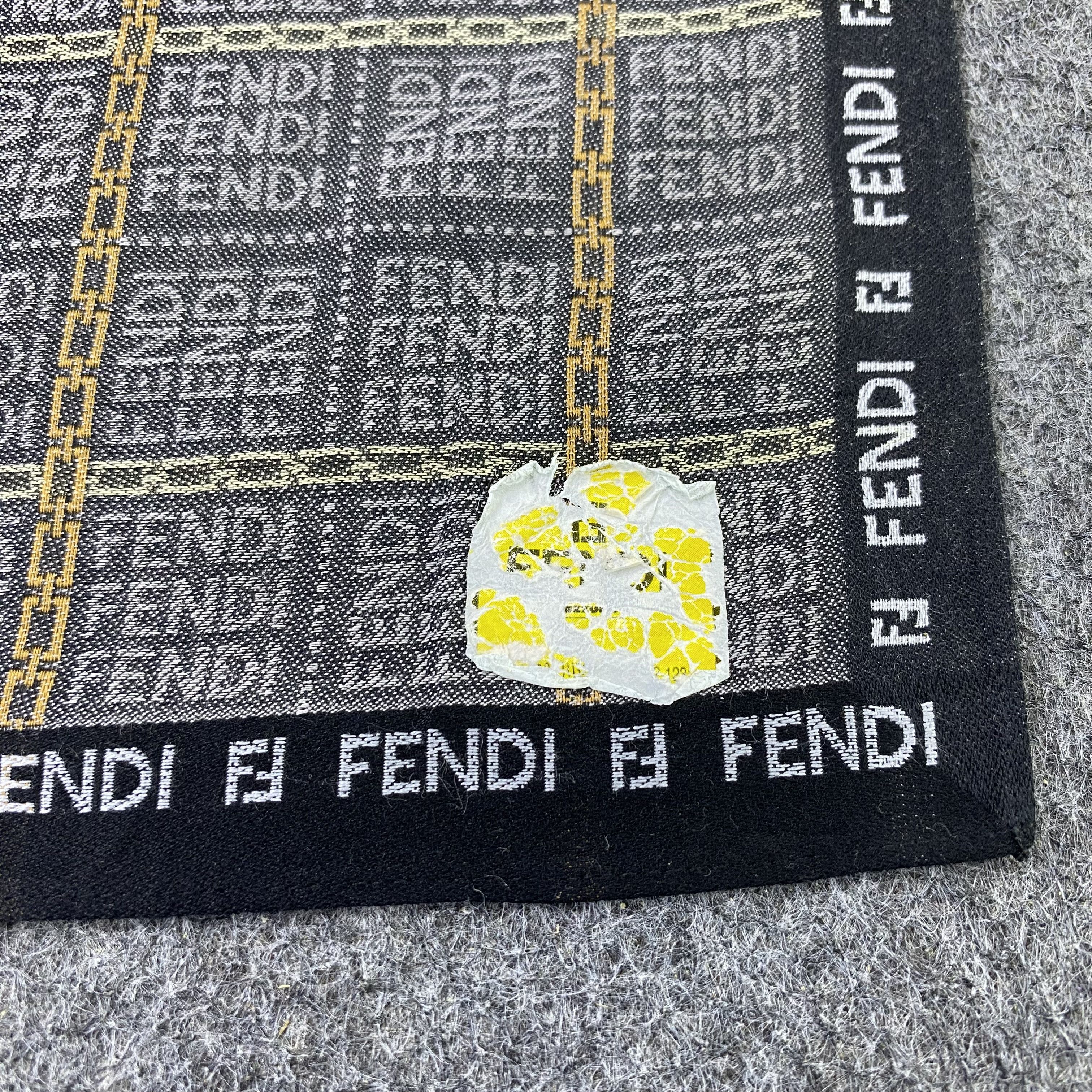 Fendi Fendi Handkerchief / Bandana / Neckerchief-B2149 Size ONE SIZE - 7 Thumbnail