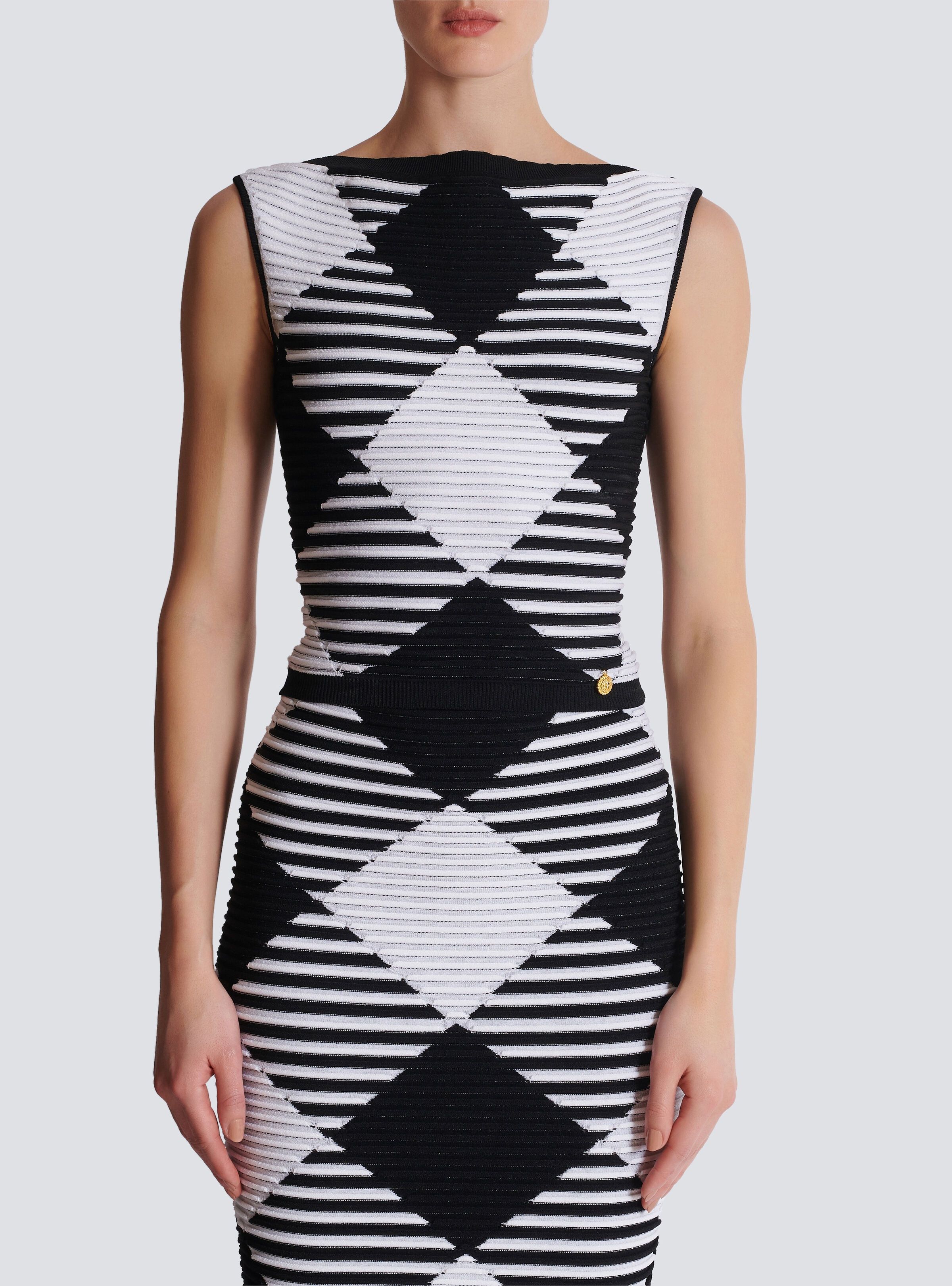 Balmain o1s1wg111025 Cropped Top in Black/White Size M / US 6-8 / IT 42-44 - 5 Thumbnail