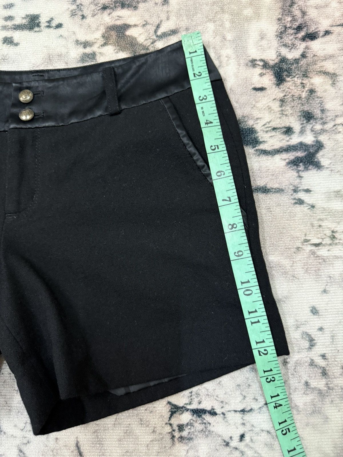 Burberry × Designer × Japanese Brand Burberry London Blue Label Wool Short Pants Size 28" / US 6 / IT 42 - 14 Thumbnail