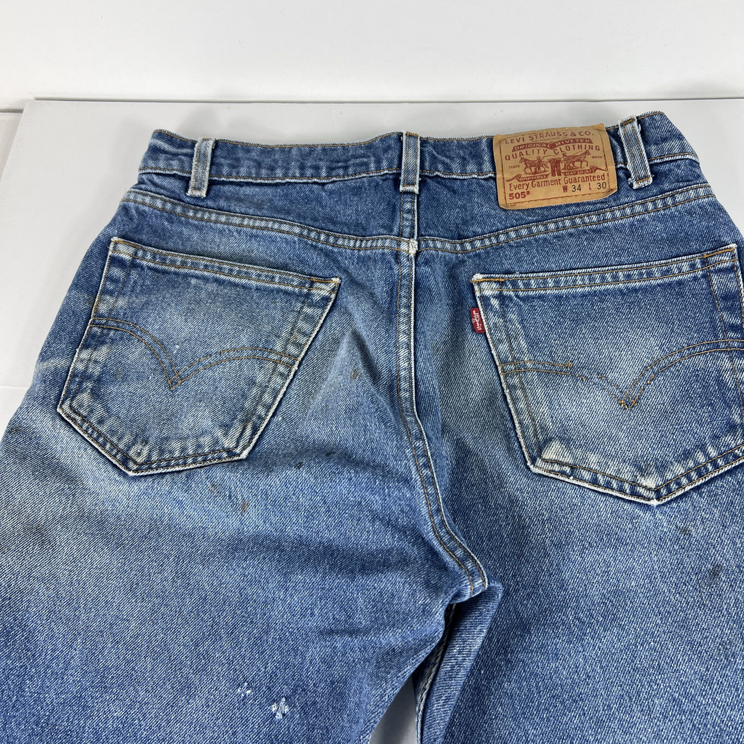 Levi's × Vintage VTG 90s Levi's Jeans 505 Straight Blue Thrashed Cotton Denim Size US 33 - 14 Thumbnail