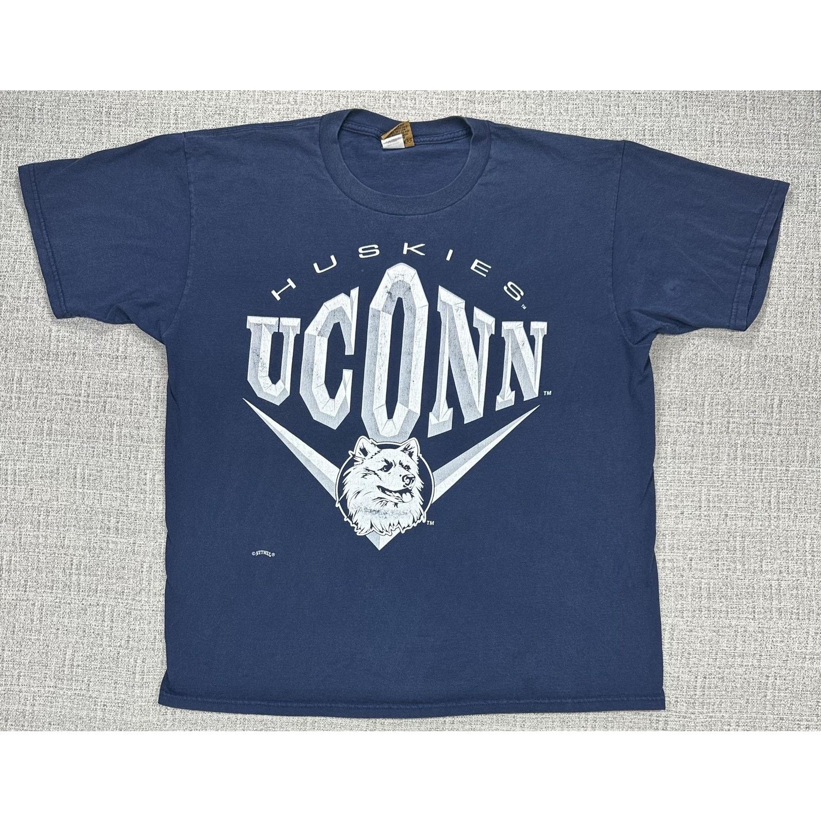 Nutmeg UConn Huskies Shirt XL Blue Nutmeg Mills College USA 90s Size US XL / EU 56 / 4 - 1 Thumbnail