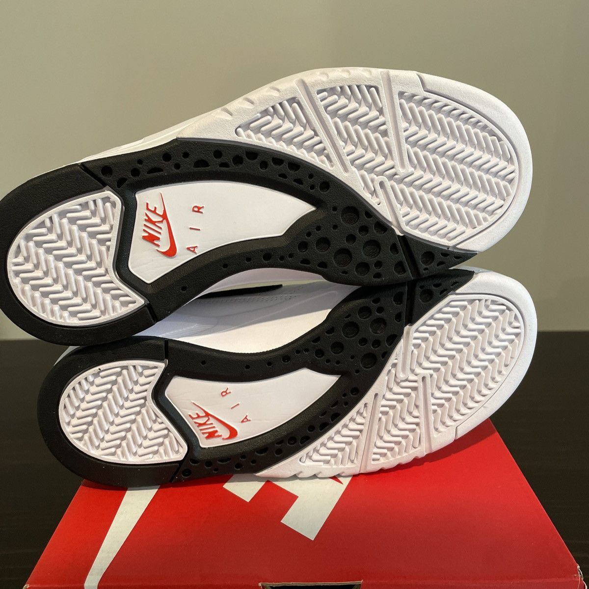 Nike Nike Air Flight Lite 2021 Mid White Black - Size 6.5 Size US 6.5 / EU 39-40 - 6 Thumbnail