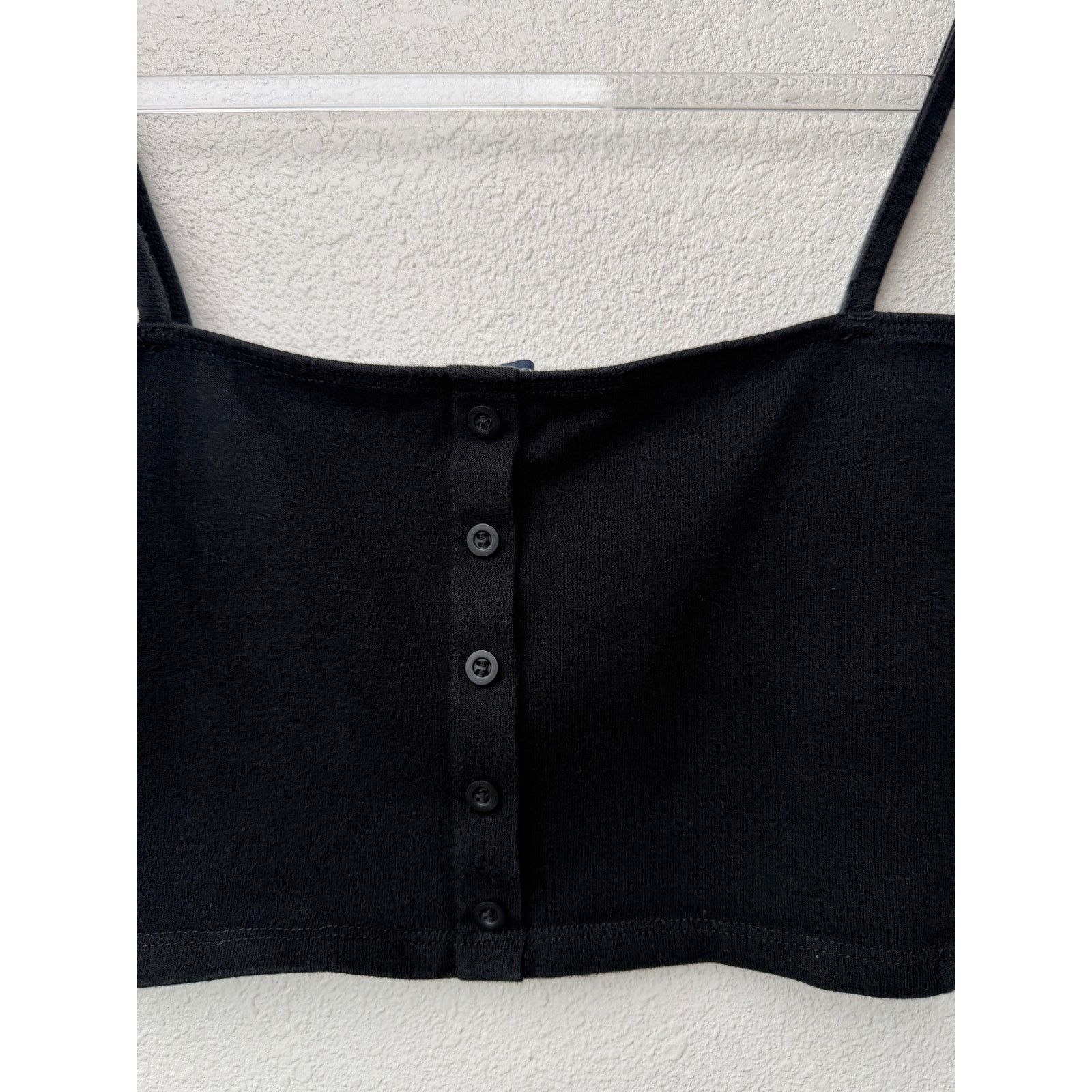 Brandy Melville Brandy Melville Black Button Crop Tank Womens XS Size XS / US 0-2 / IT 36-38 - 7 Thumbnail