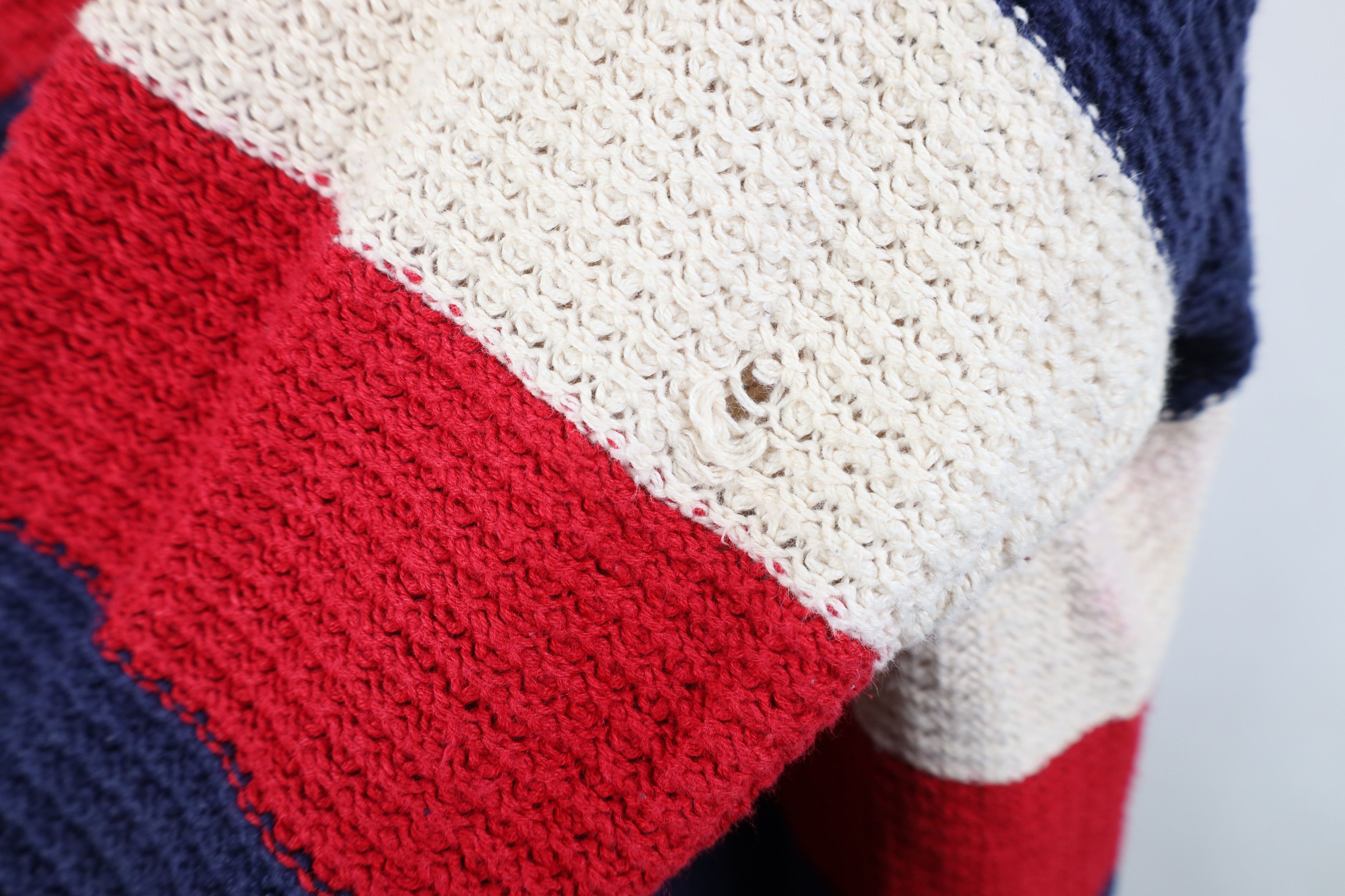 American Eagle Outfitters Vintage 90s American Eagle Outfitters Striped Knit Sweater Size US L / EU 52-54 / 3 - 9 Thumbnail